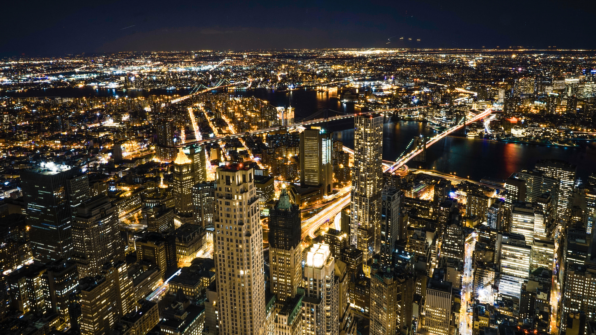 Sony a7 + Sony Vario Tessar T* FE 24-70mm F4 ZA OSS sample photo. Night of nyc photography
