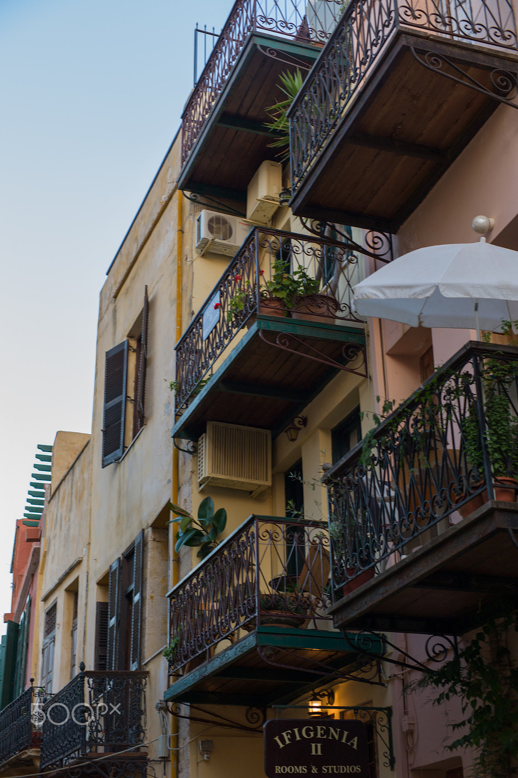 Noctilux-M 50mm f/1 sample photo. Balcony photography