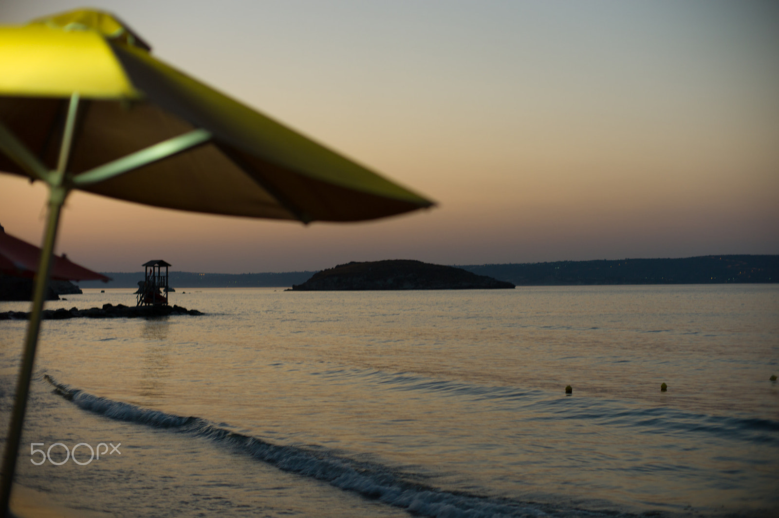 Noctilux-M 50mm f/1 sample photo. Seashore photography