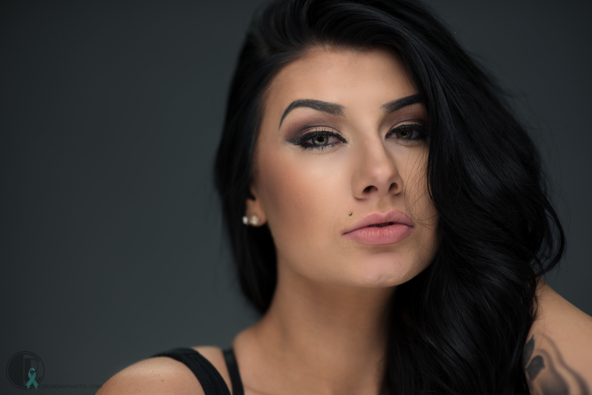 Nikon D800 + Sigma 85mm F1.4 EX DG HSM sample photo. Serious beauty photography