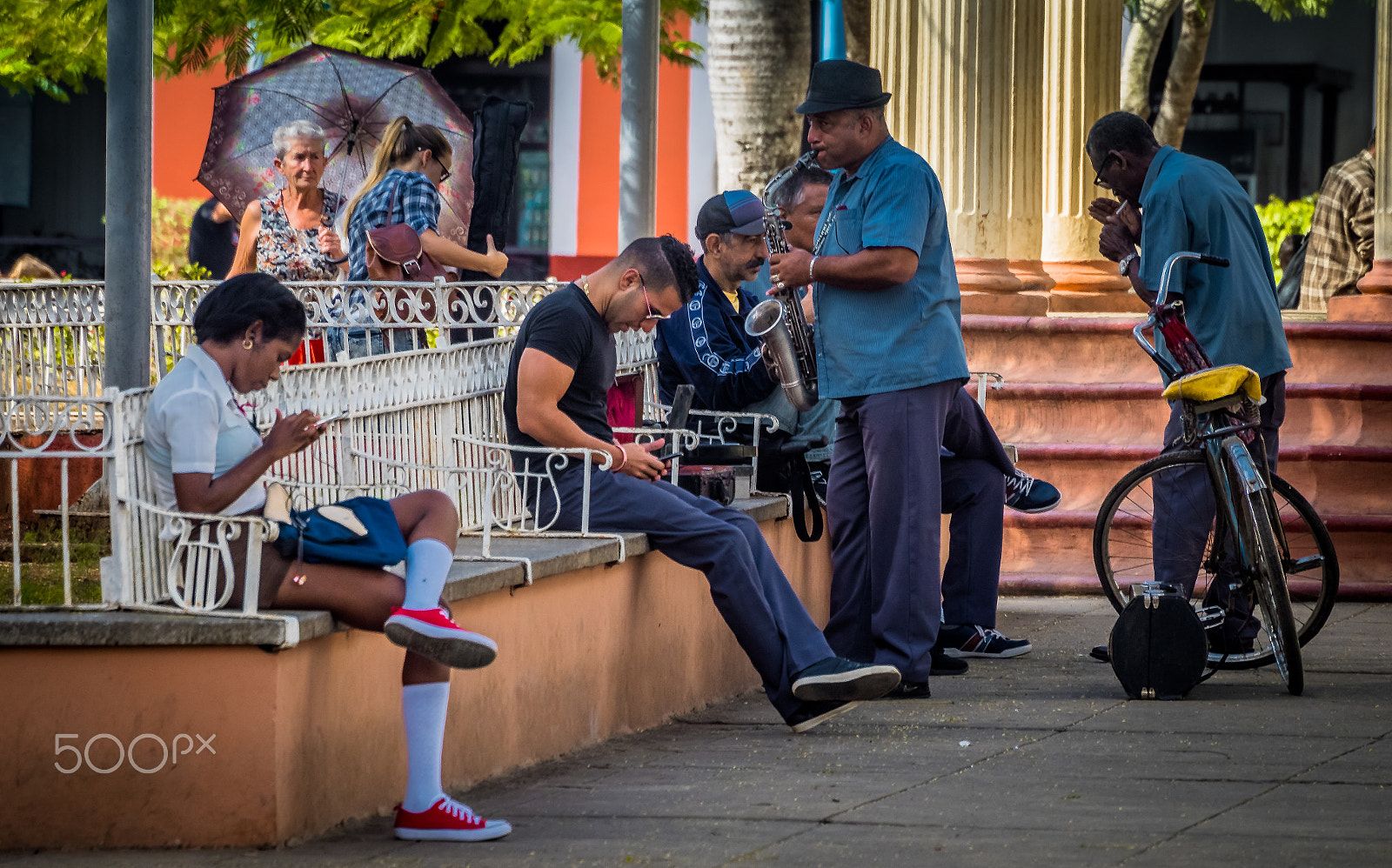 Olympus OM-D E-M1 sample photo. A moment in cuba... photography