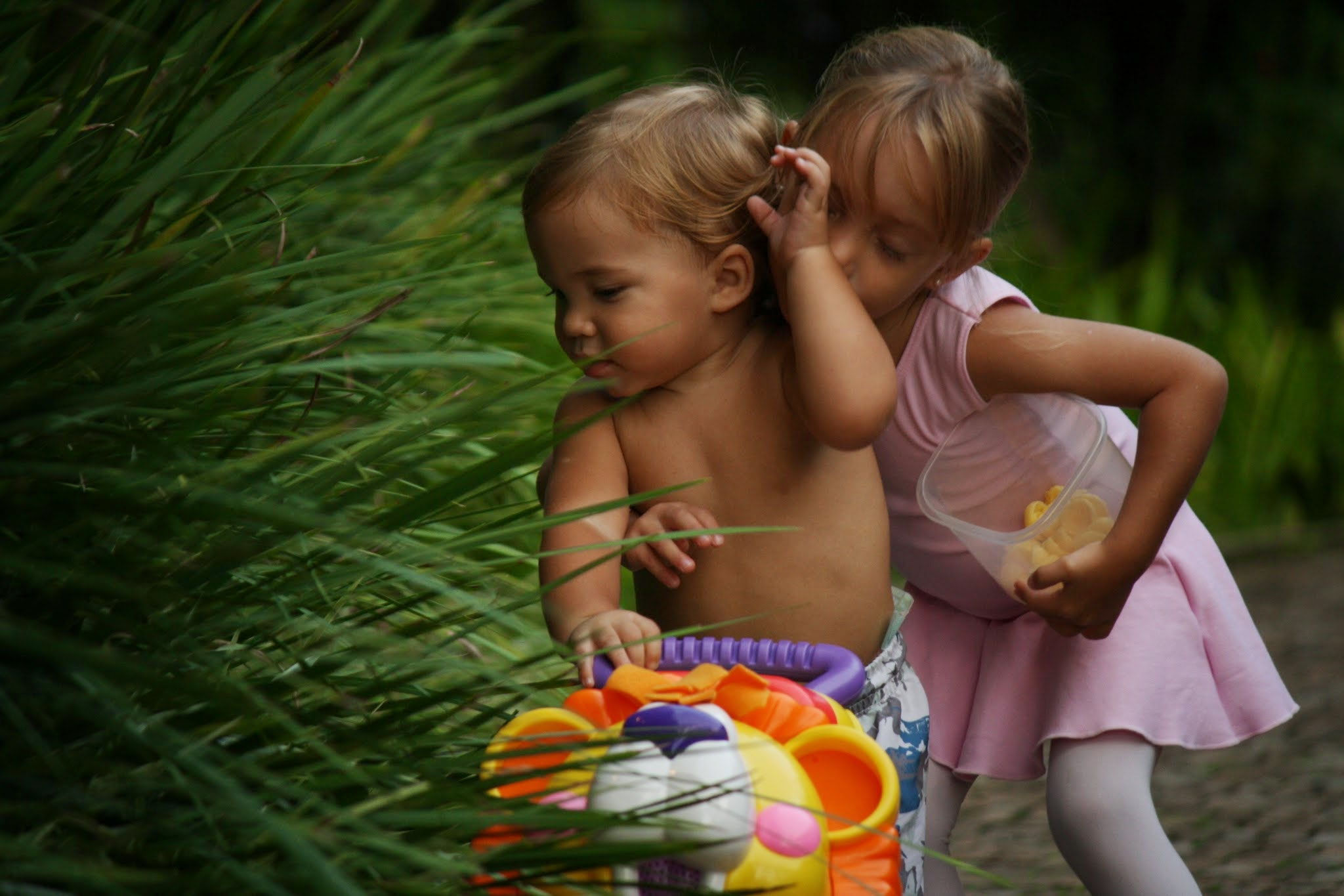 Canon EF-S 55-250mm F4-5.6 IS sample photo. Brothers & friends photography