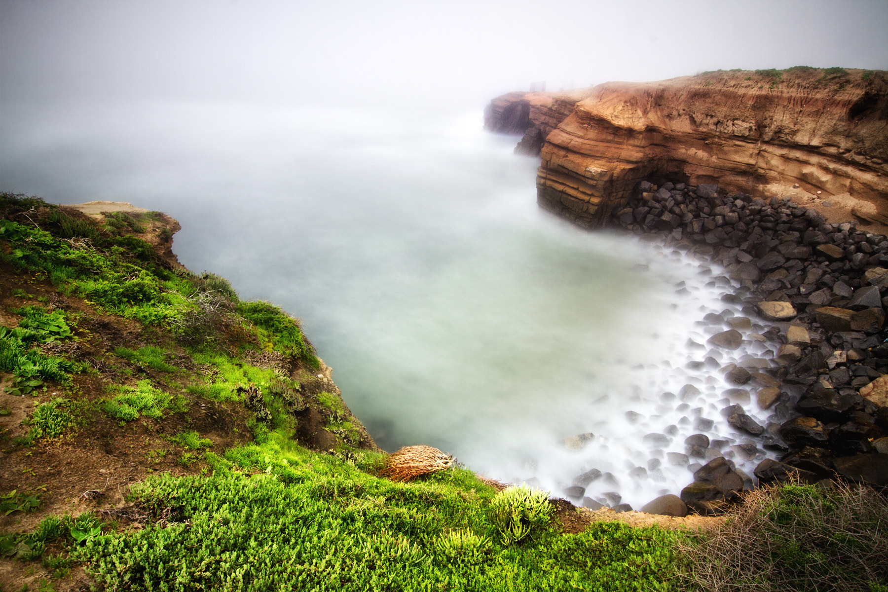 Canon EOS 7D + Tokina AT-X Pro 12-24mm F4 (IF) DX sample photo. Sunset cliffs photography