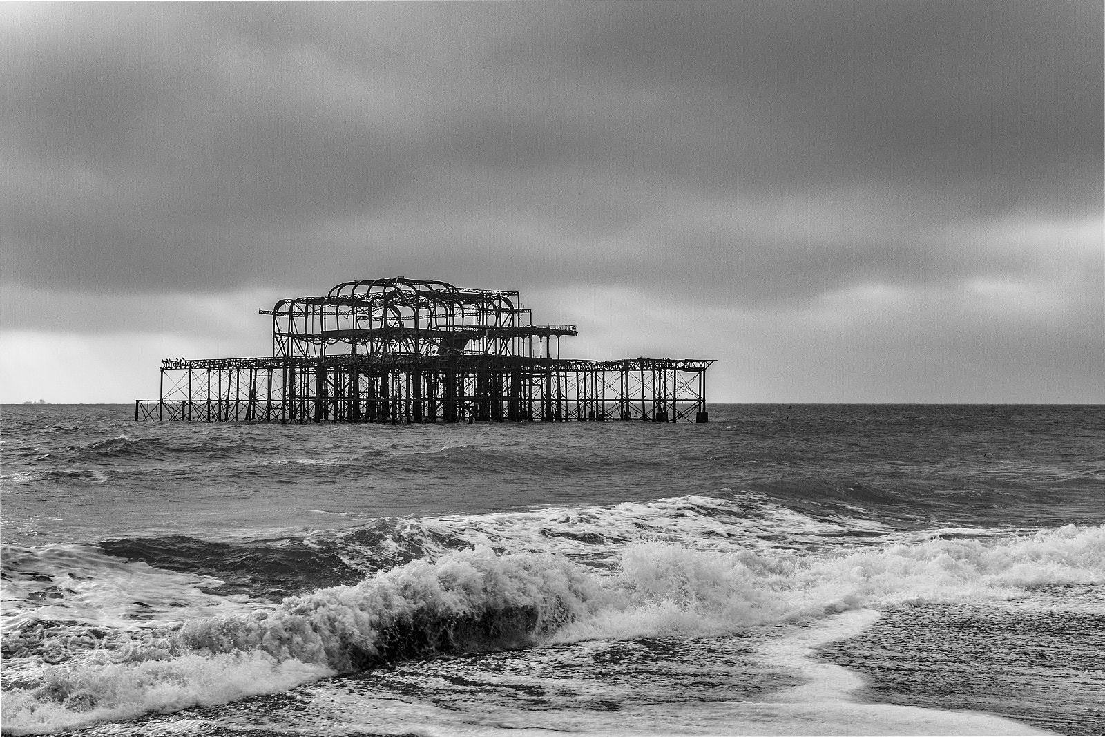 Canon EF-S 18-55mm F3.5-5.6 III sample photo. Brighton - west pier photography