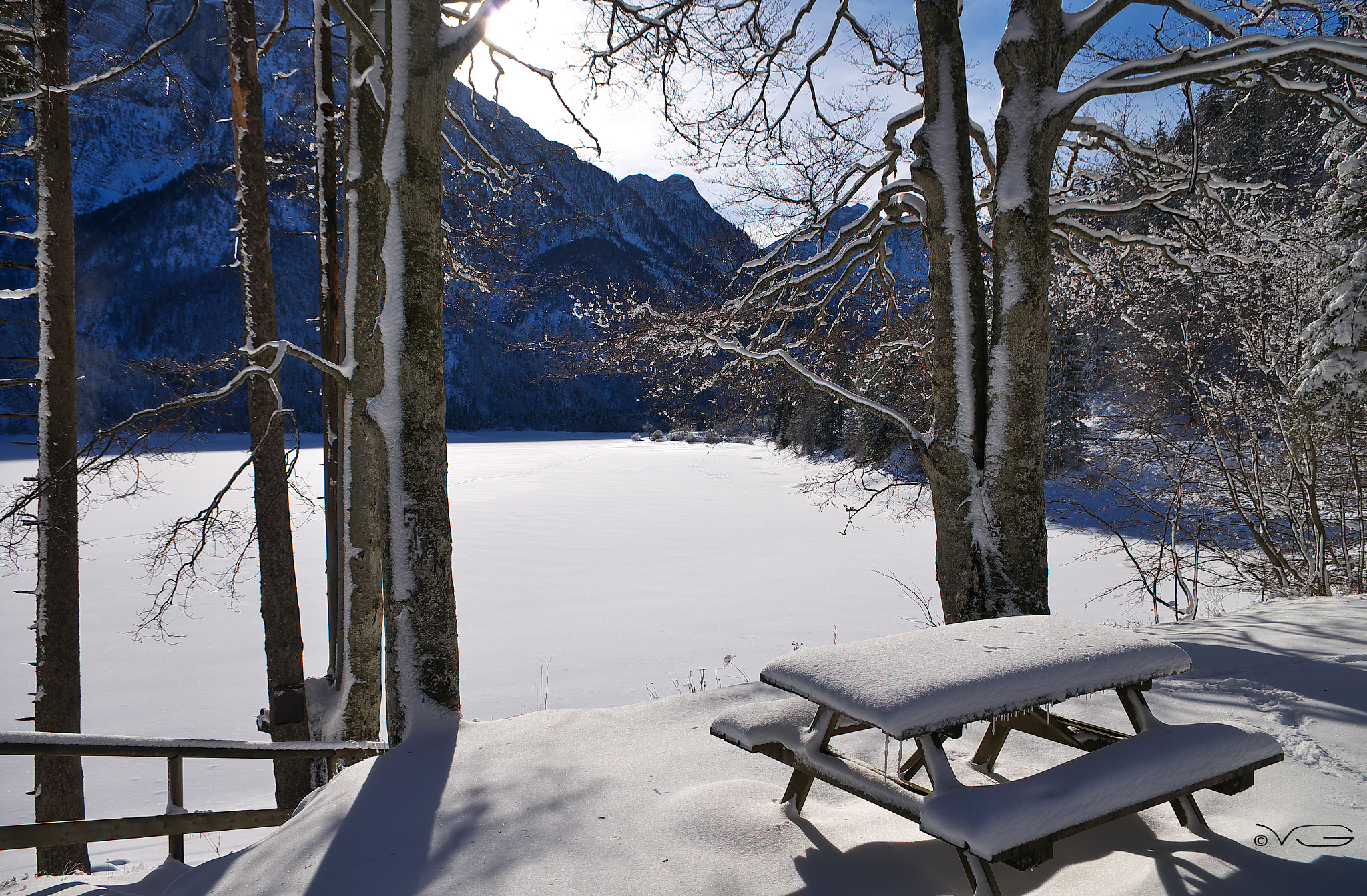 Pentax K-5 sample photo. Snowy mountain lake photography