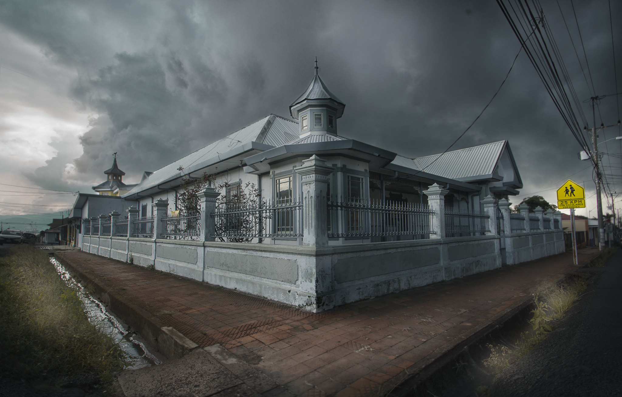 Sigma 10-20mm F3.5 EX DC HSM sample photo. House of lights and shadows photography