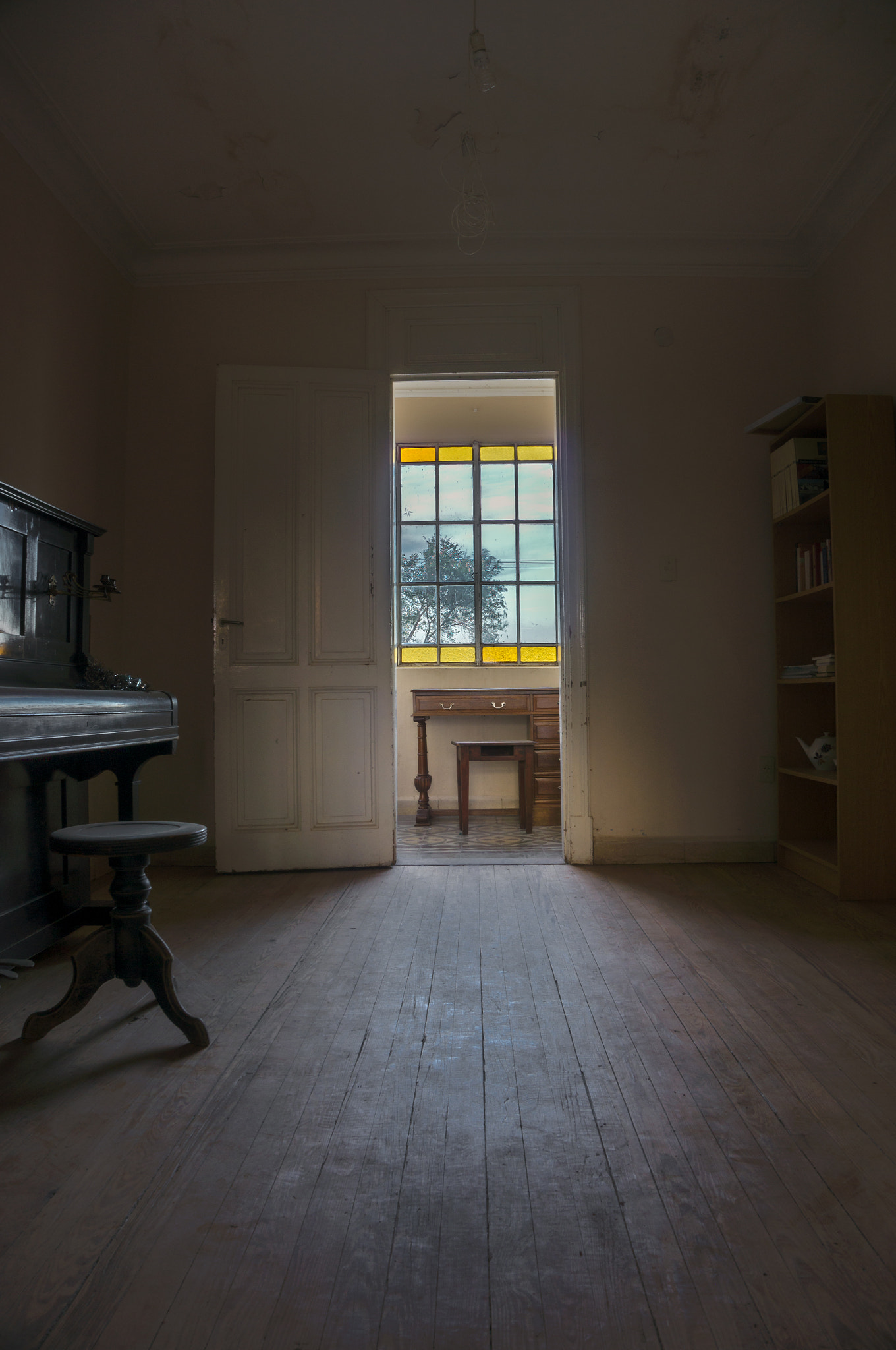 Sony Alpha NEX-5N sample photo. Piano photography