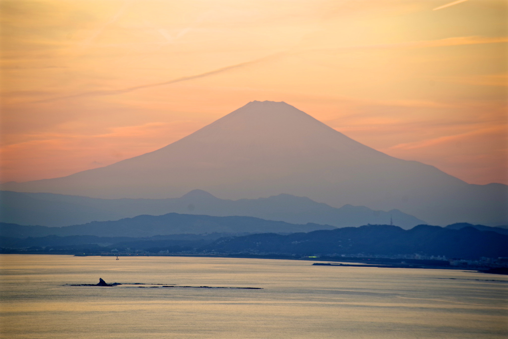 Pentax K-1 sample photo. Twilight fuji photography