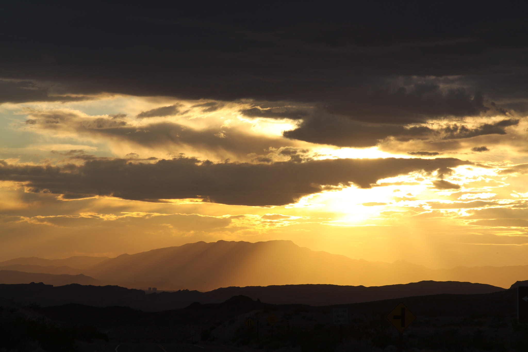 Canon EF 28-135mm F3.5-5.6 IS USM sample photo. Nevada sunset photography