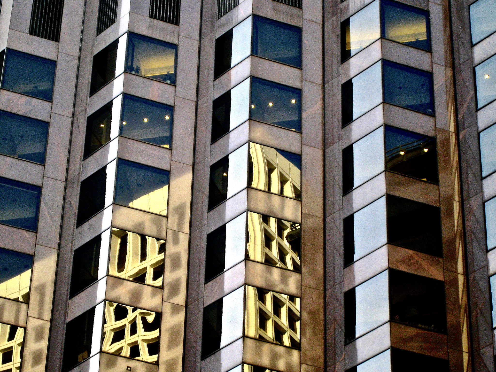 Canon POWERSHOT SD870 IS sample photo. Windows, 555 california street, san francisco, california 2009 photography