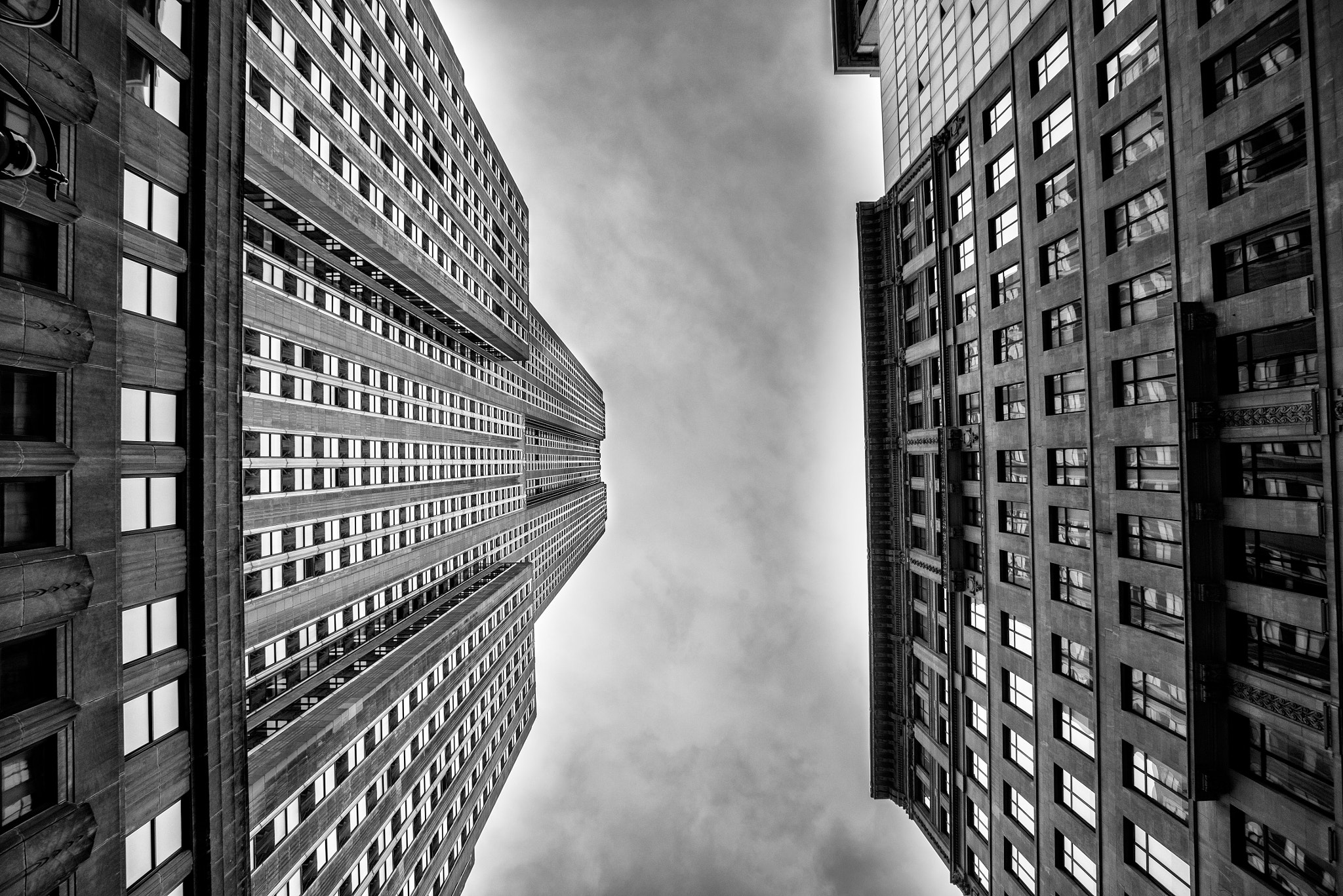 Nikon D800 + Nikon AF-S Nikkor 17-35mm F2.8D ED-IF sample photo. A moody sky over midtown manhattan photography