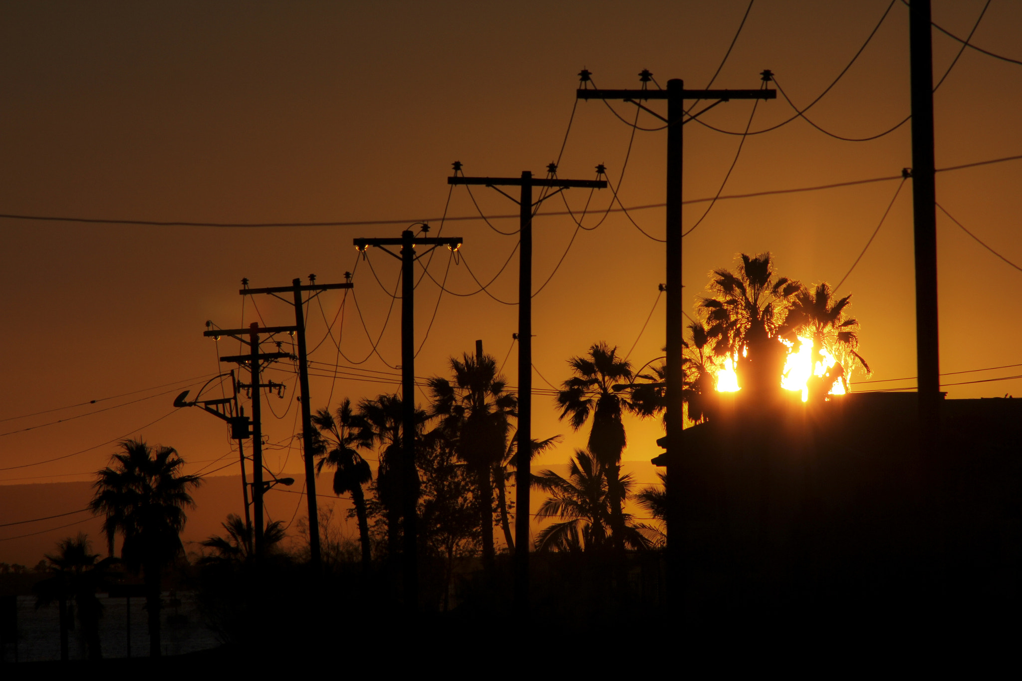 Canon EOS 60D + EF75-300mm f/4-5.6 sample photo. Sunset photography