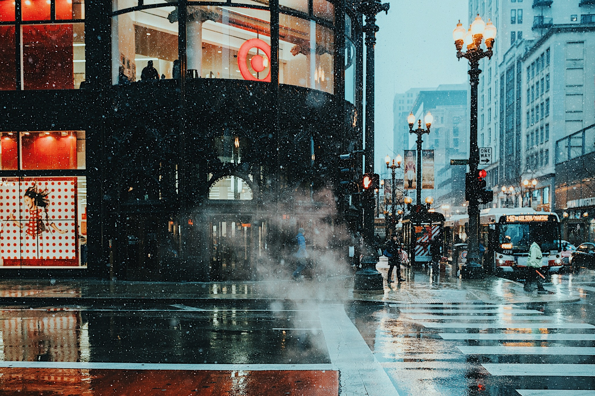 Canon EF 35mm F1.4L II USM sample photo. Building steam with a grain of salt photography