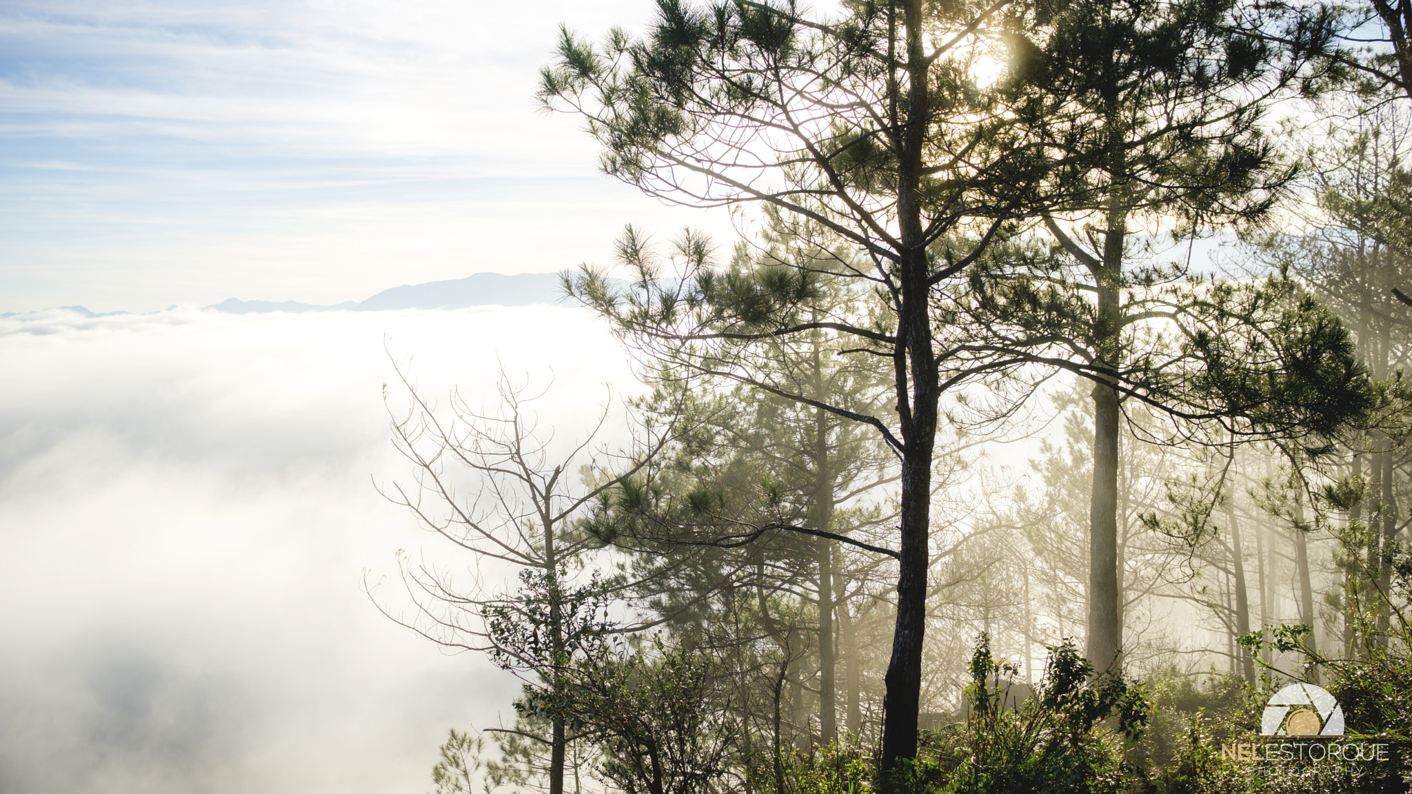 Sony Sonnar T* E 24mm F1.8 ZA sample photo. Mt kiltepan cloudscape photography