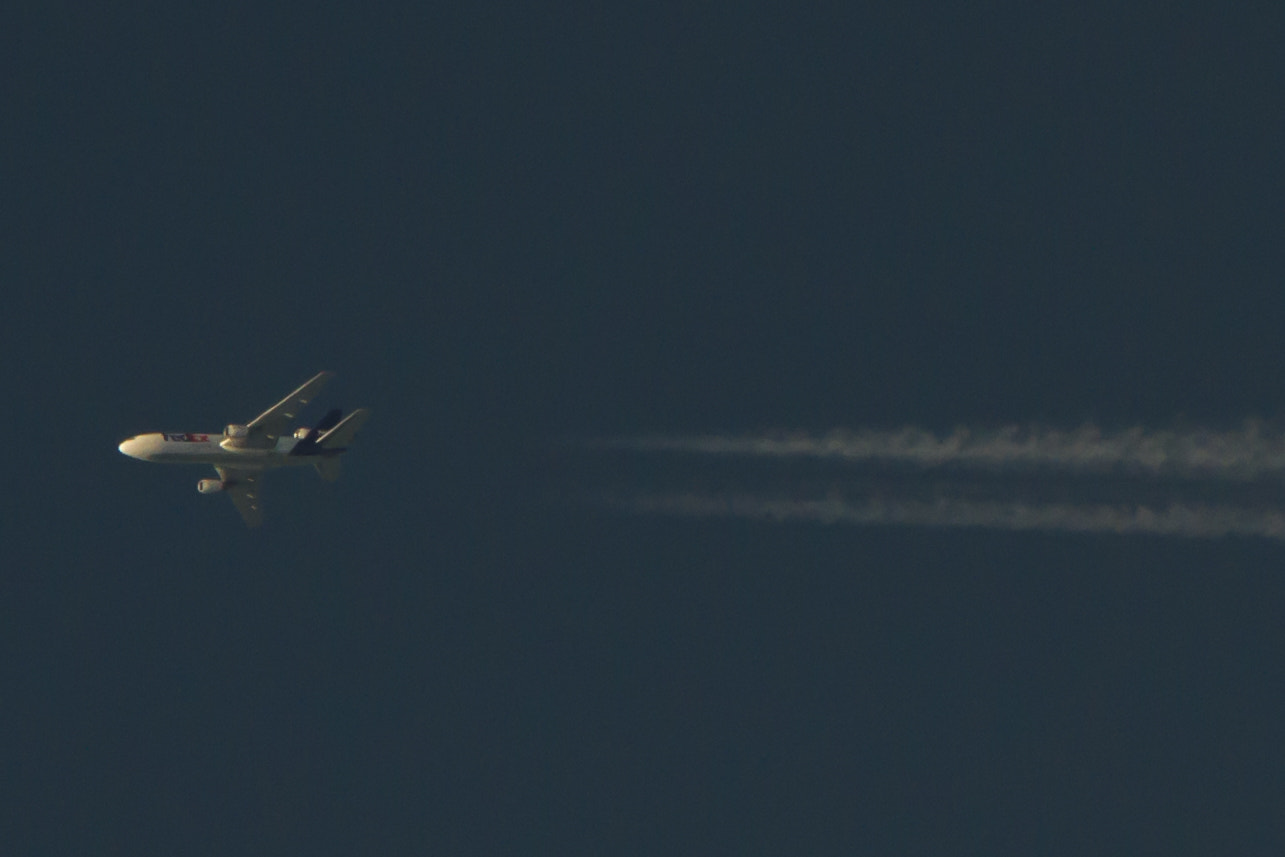 Canon EF 70-200mm F2.8L IS II USM sample photo. Md-11 flying over phx photography
