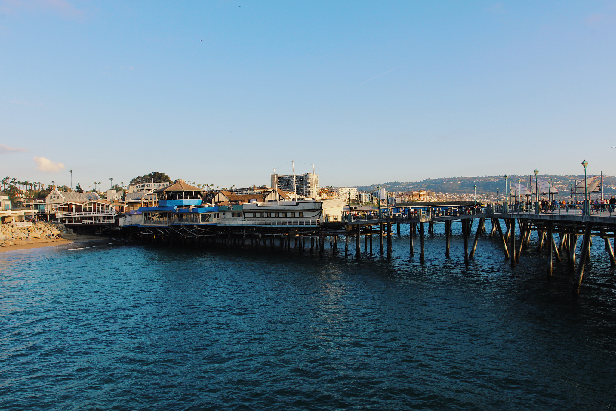 Canon EF 17-40mm F4L USM sample photo. Redondo beach pier, california photography
