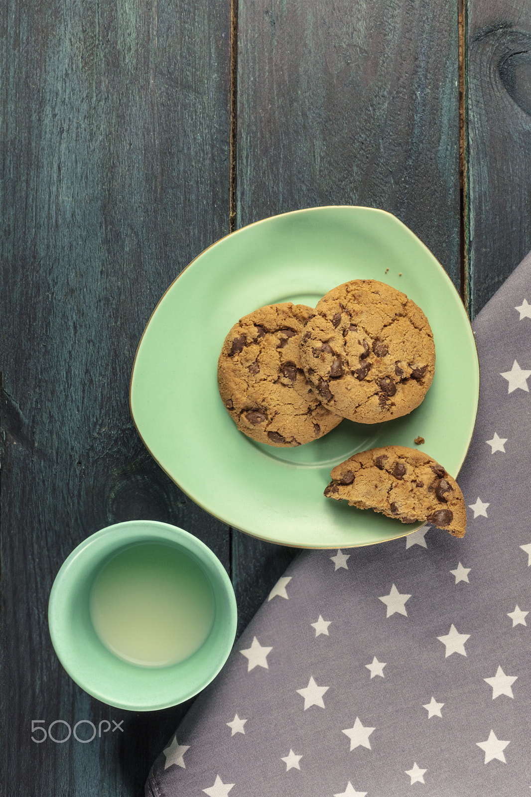 Canon EOS 5DS R sample photo. Chocolate chips cookies with glass of milk, shot from above photography