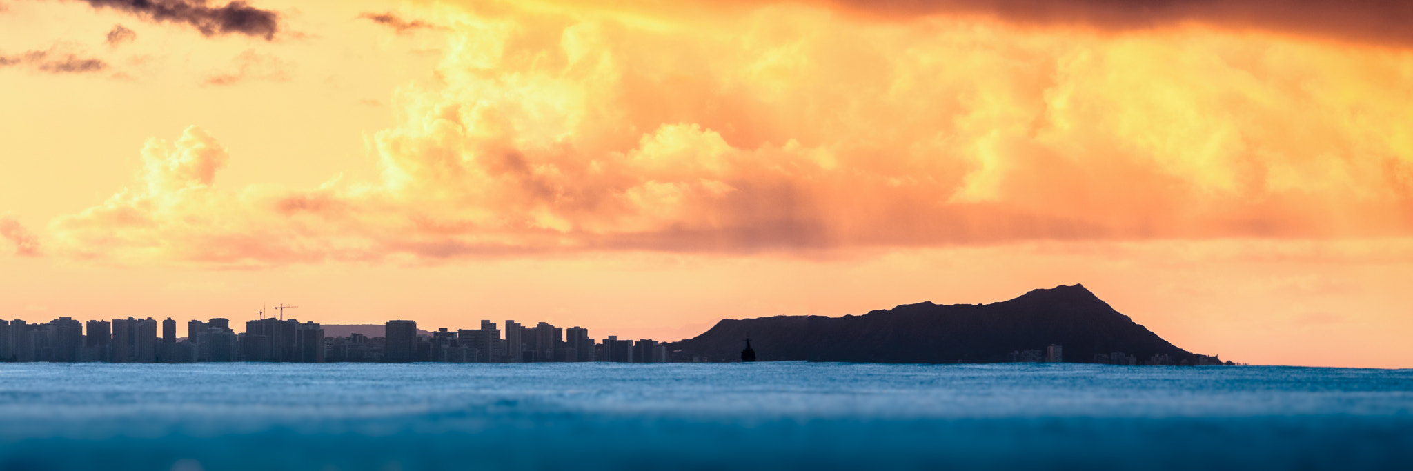 Nikon D300S sample photo. Honolulu sunrise photography