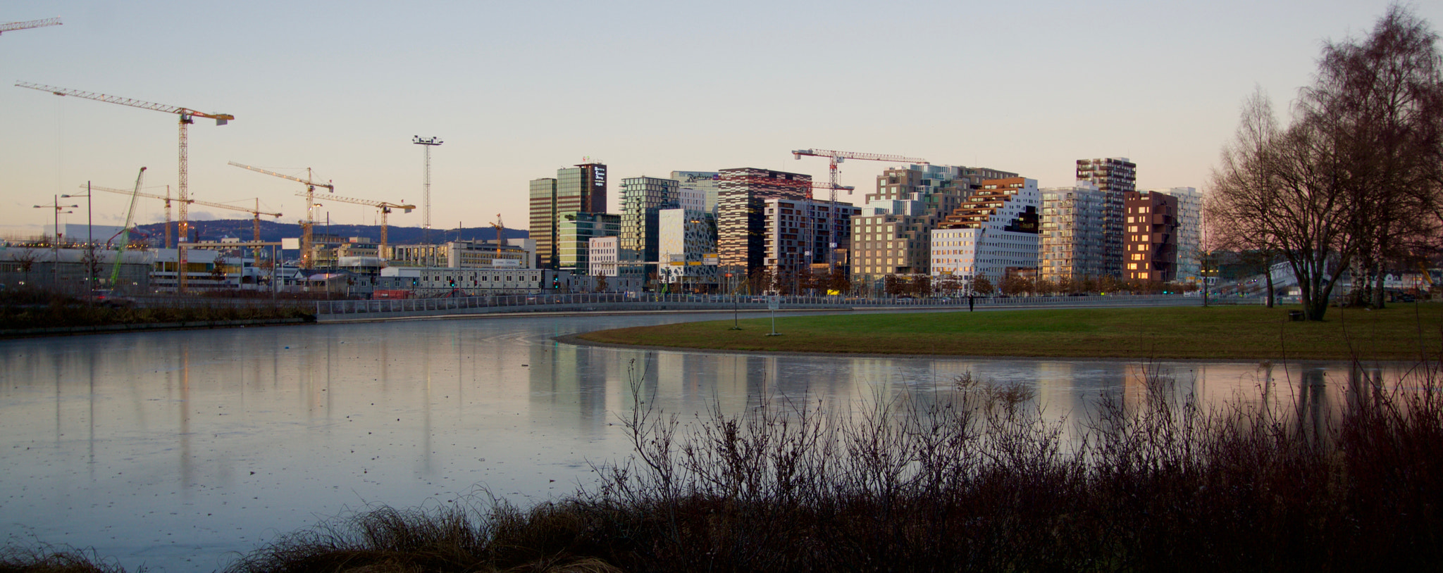 Tamron 18-270mm F3.5-6.3 Di II PZD sample photo. Barcode project from middelalderparken photography