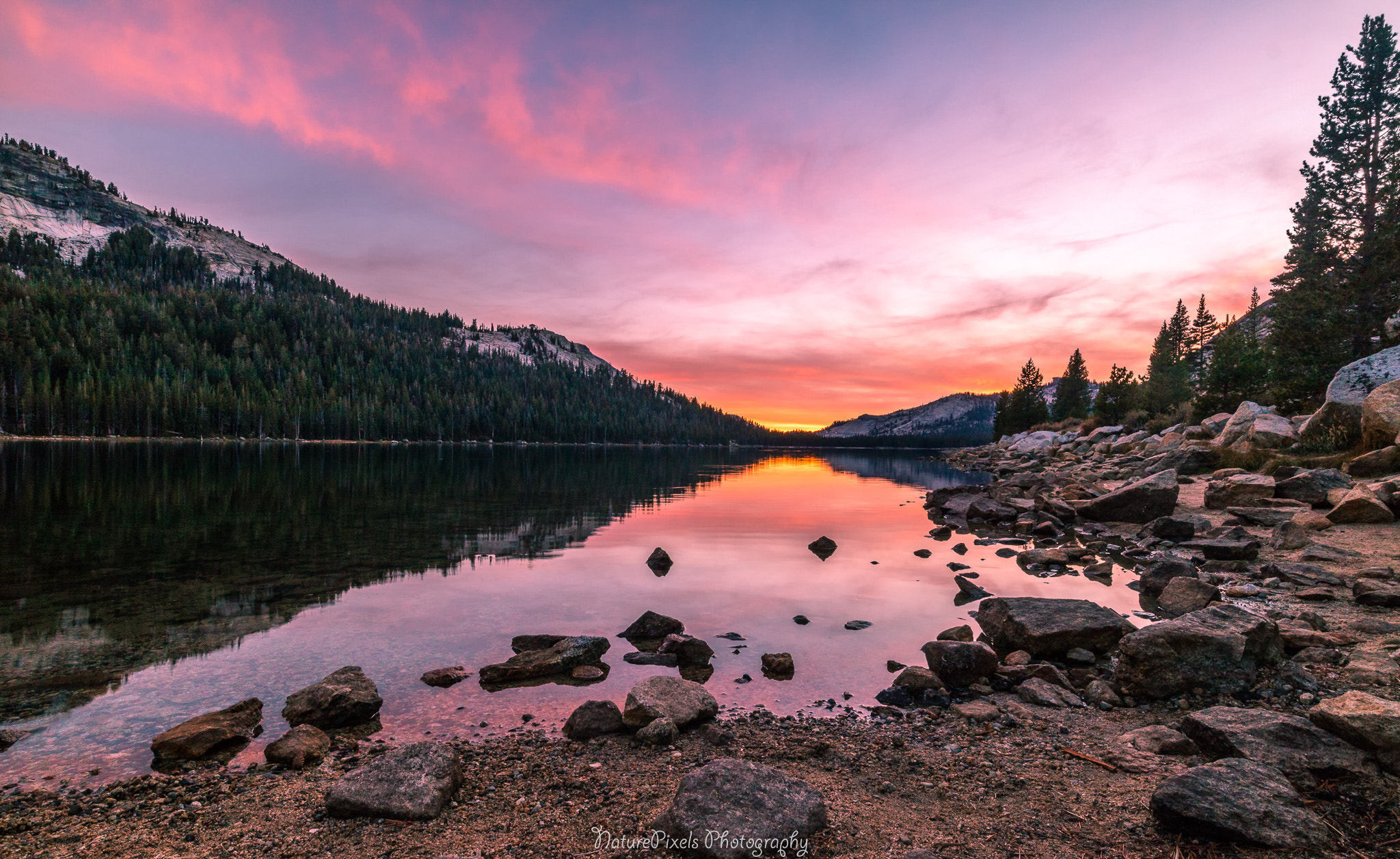 Canon EF-M 11-22mm F4-5.6 IS STM sample photo. Tenaya lake at sunset photography