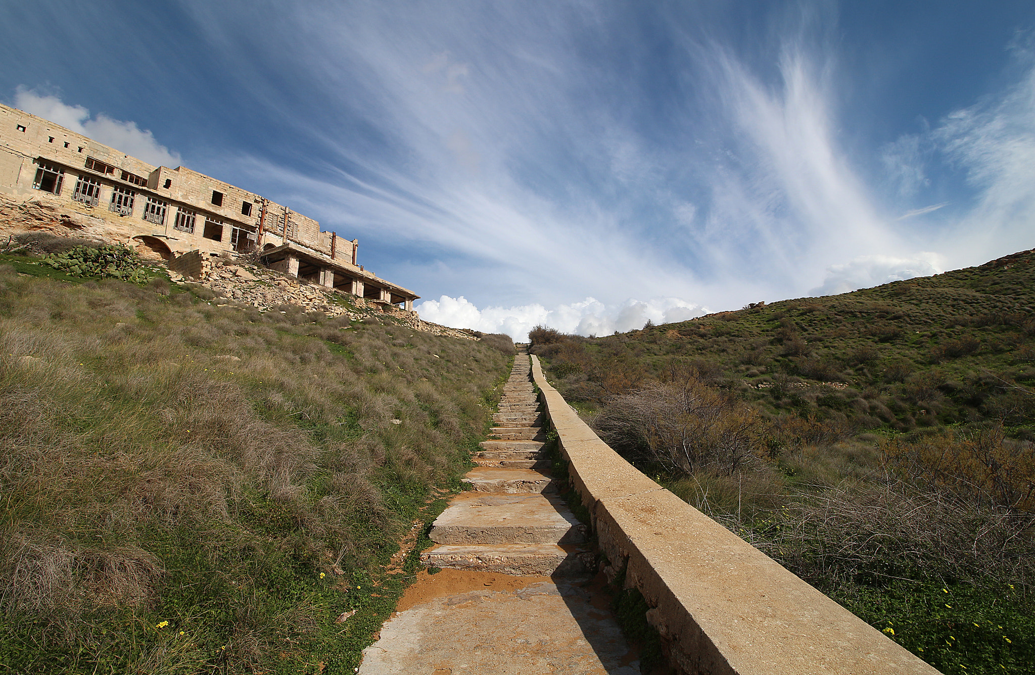 Canon EOS 650D (EOS Rebel T4i / EOS Kiss X6i) sample photo. Long stairs photography