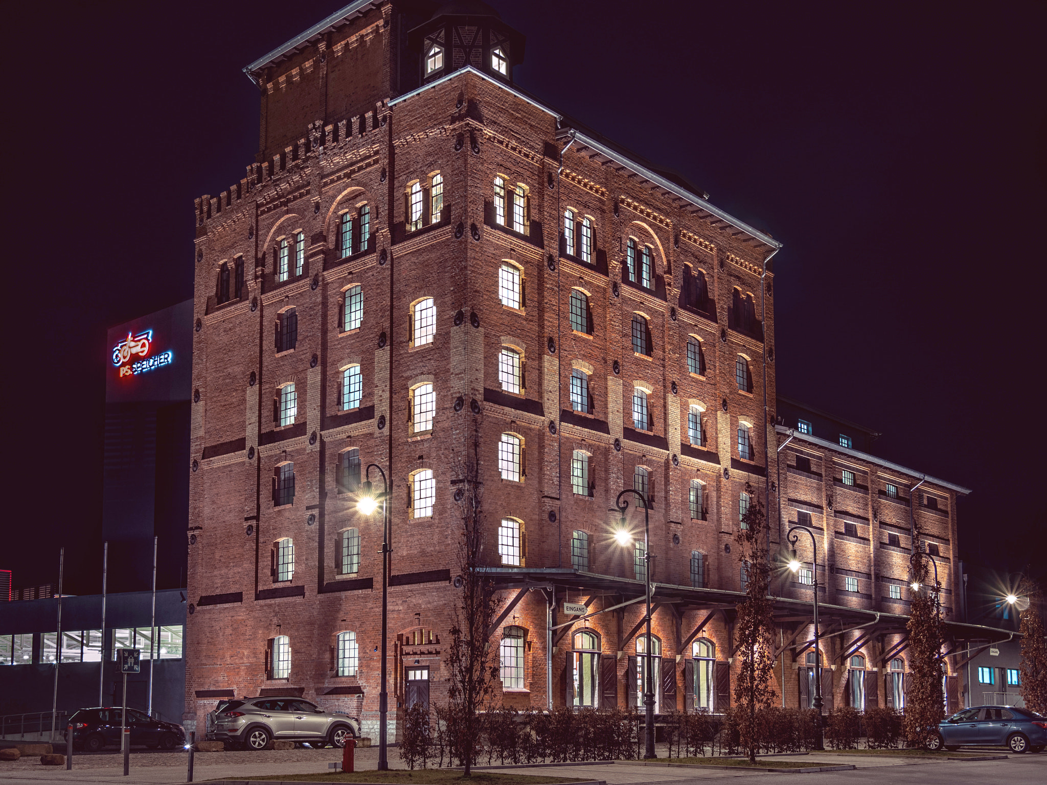 Olympus OM-D E-M5 II + LUMIX G 20/F1.7 II sample photo. Car museum - ps speicher einbeck photography