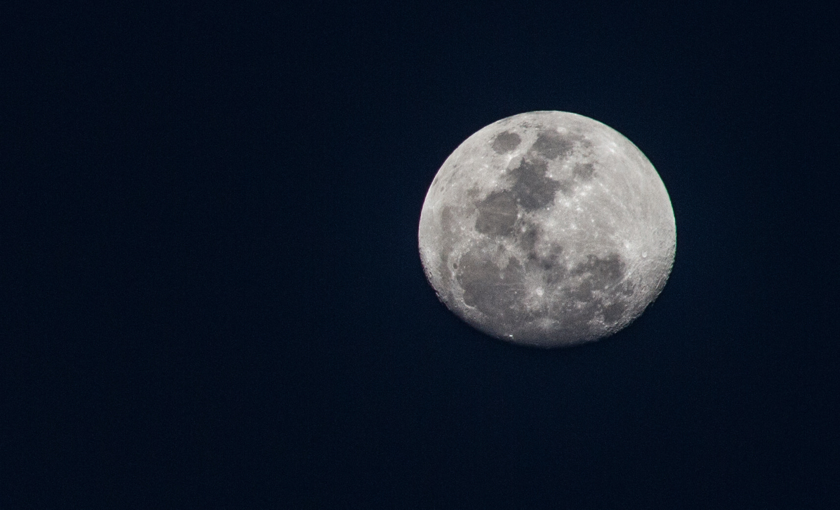 Canon EF-S 55-250mm F4-5.6 IS II sample photo