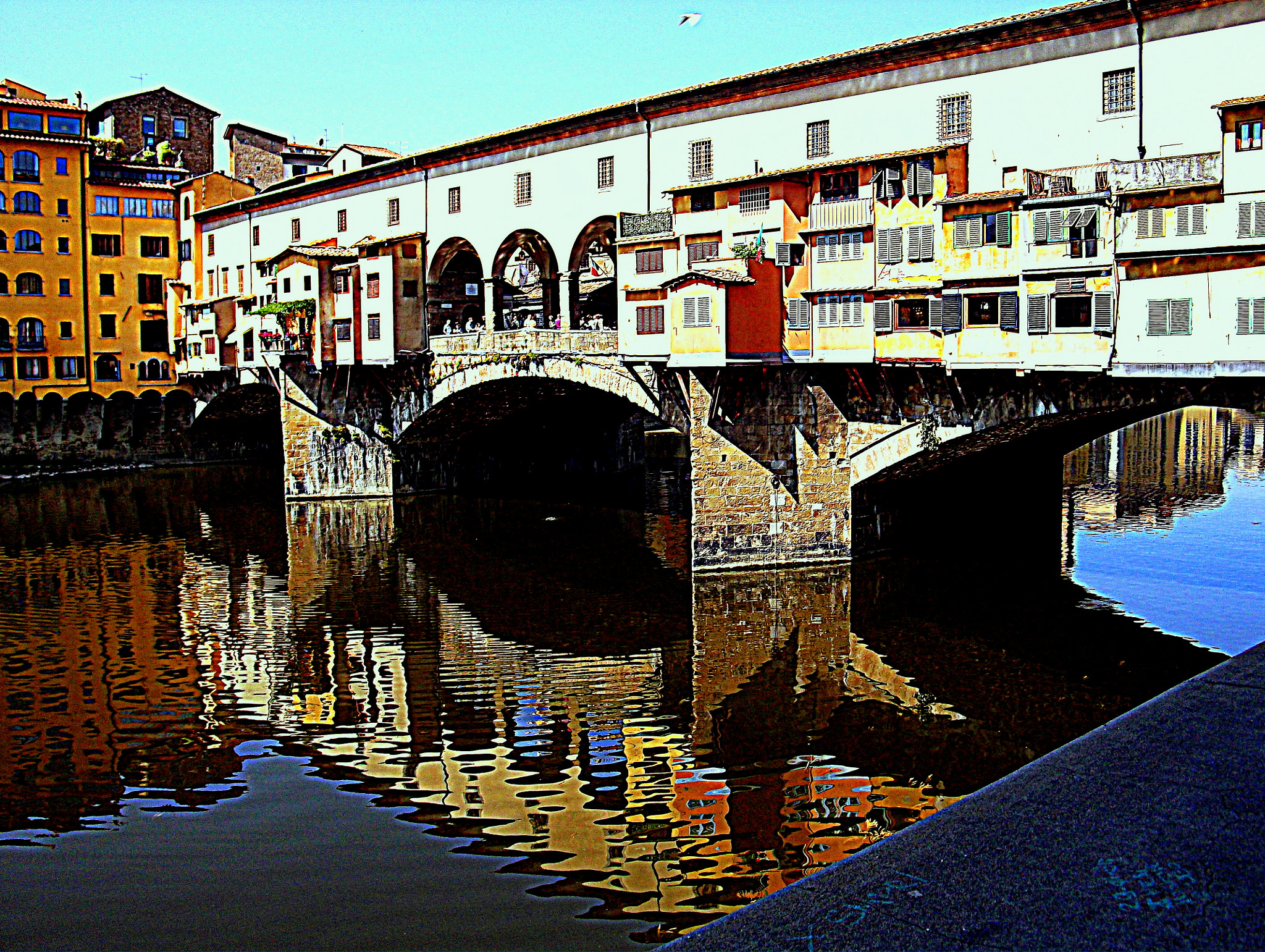 Fujifilm FinePix JX250 sample photo. Ombre, luci e riflessi.......ll ponte vecchio a firenze. photography