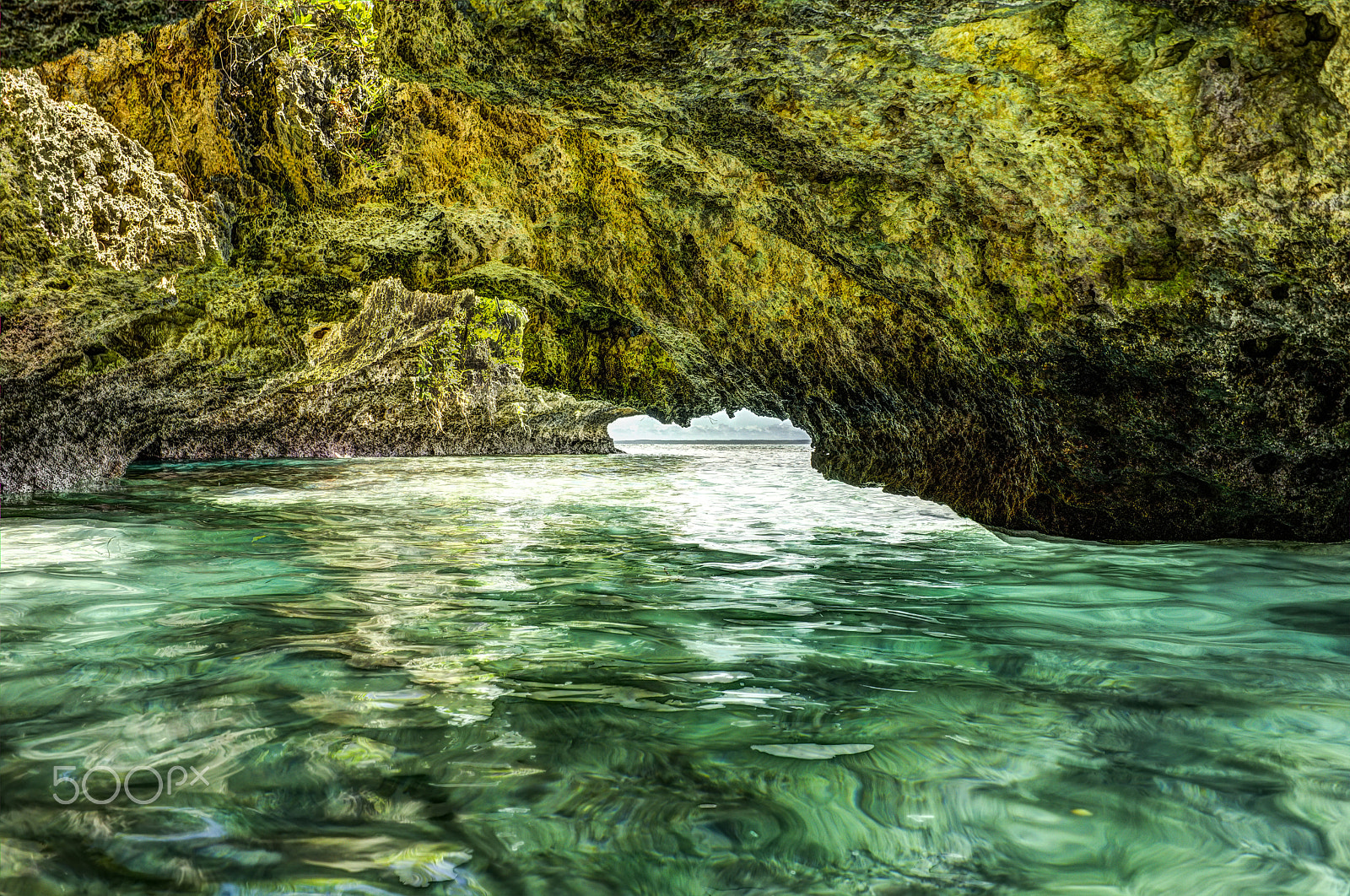 Sony FE 28mm F2 sample photo. Jinek bay - lifou, loyalty island photography