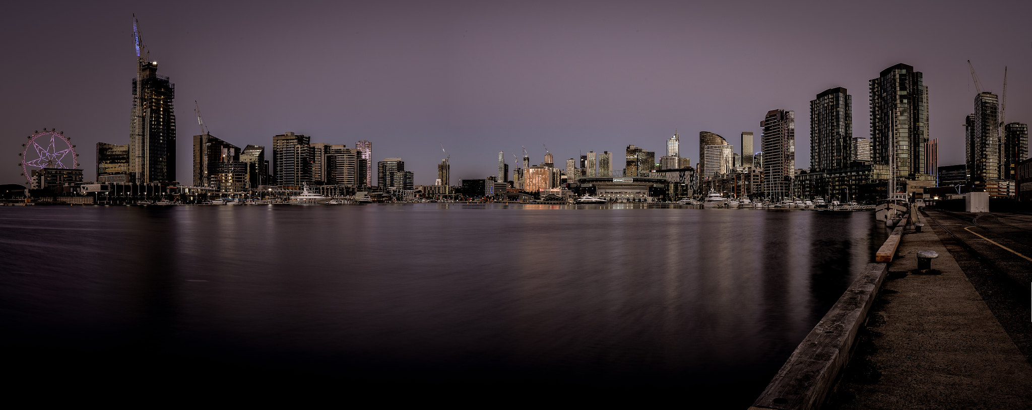 Tokina AT-X 17-35mm F4 Pro FX sample photo. Melbourne at twilight photography