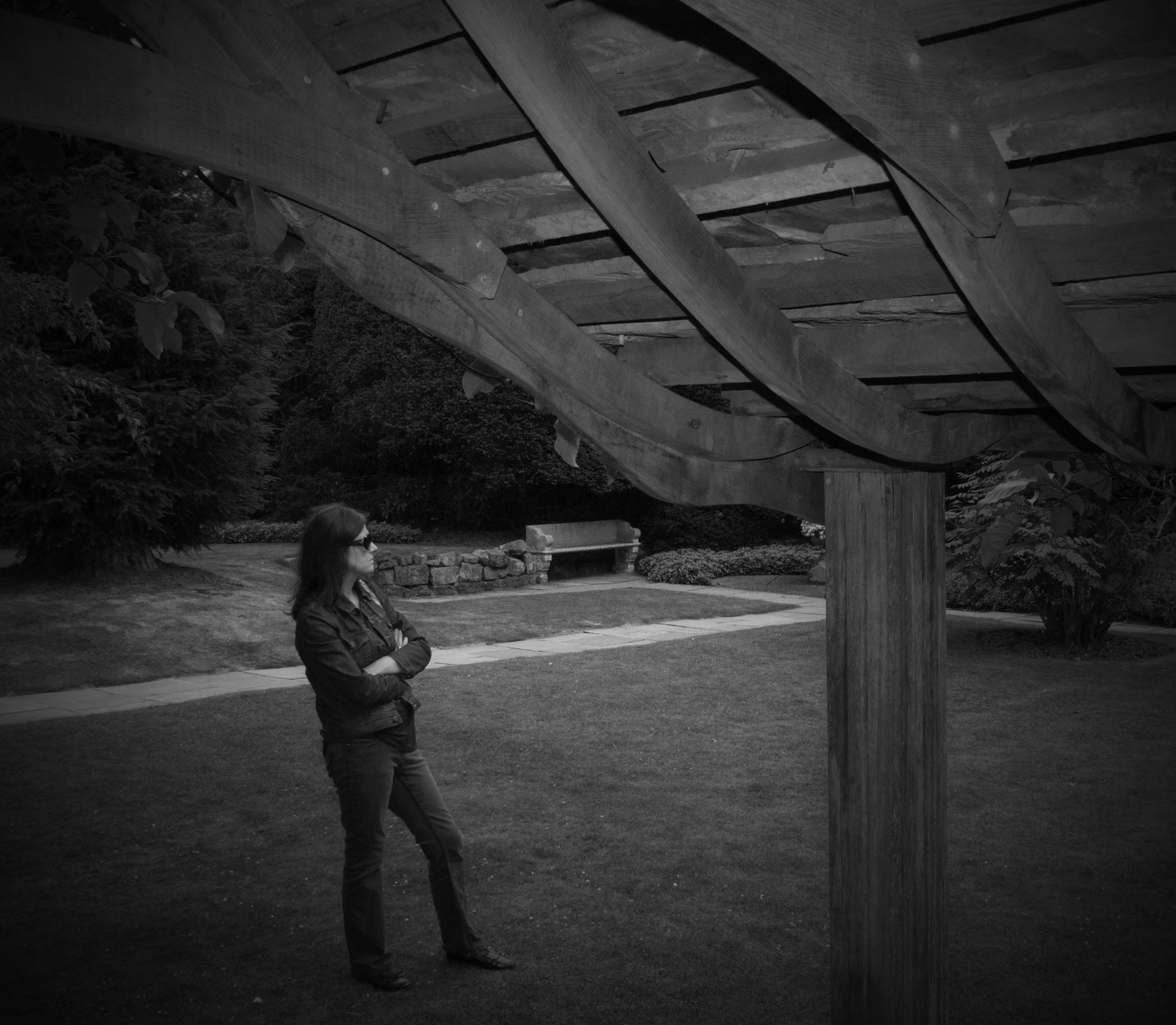 Sigma 18-125mm F3.8-5.6 DC OS HSM sample photo. Strike a pose. photography