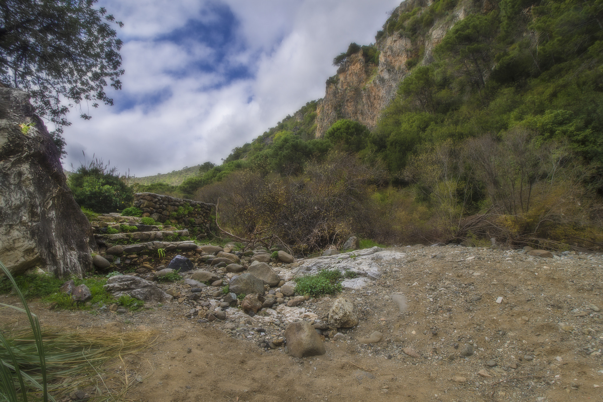 Canon EOS 1100D (EOS Rebel T3 / EOS Kiss X50) sample photo. Day in the mountains photography