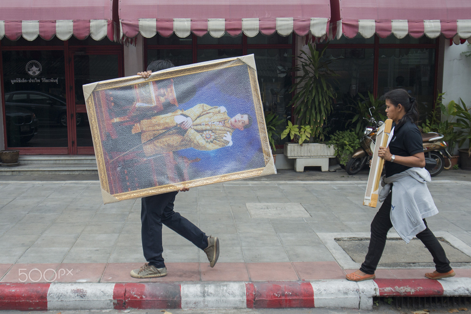 Sigma 17-35mm F2.8-4 EX DG  Aspherical HSM sample photo. Thailand bangkok king vajiralongkorn photography