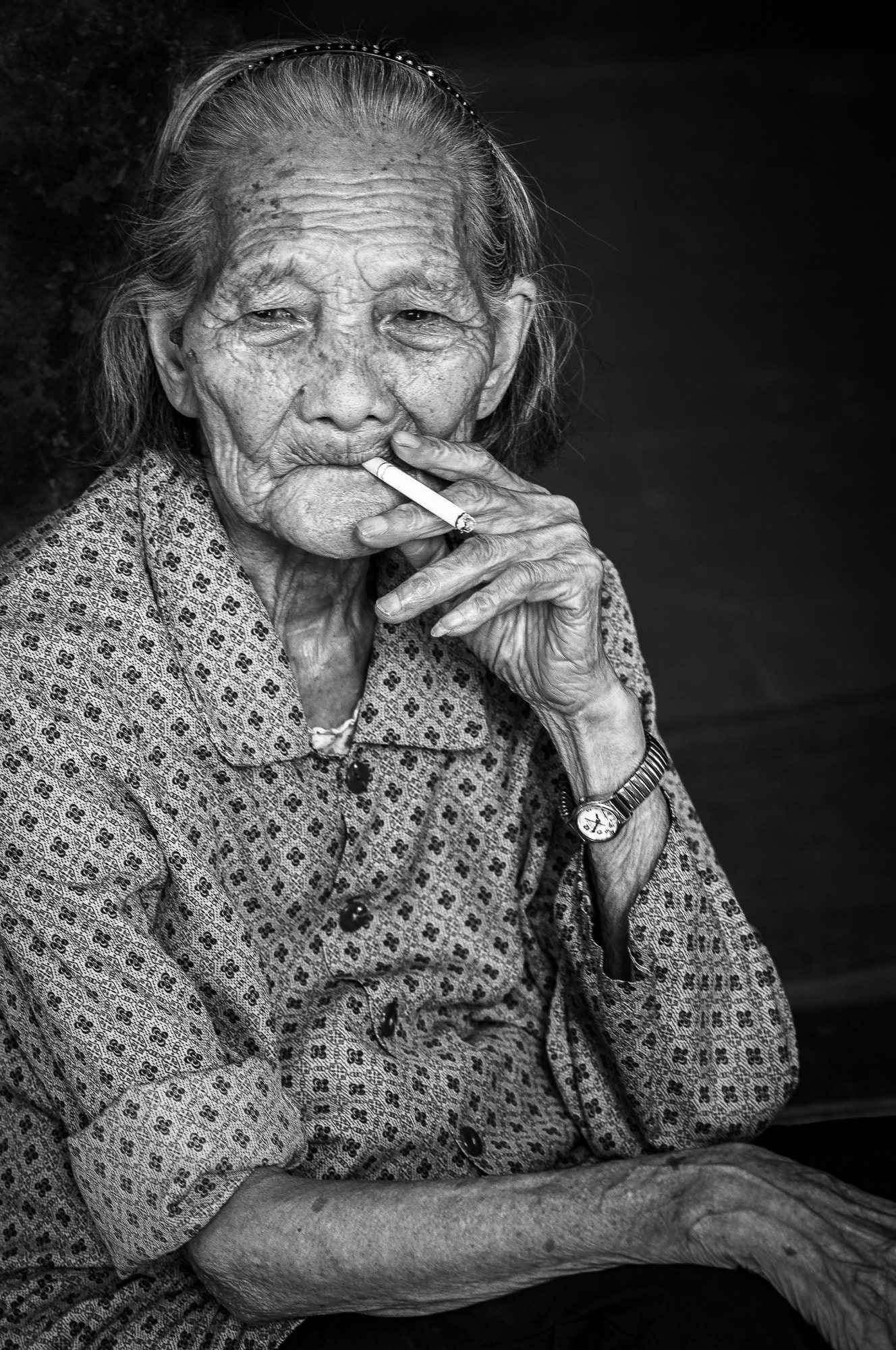 Nikon D300S sample photo. Smoking elder photography
