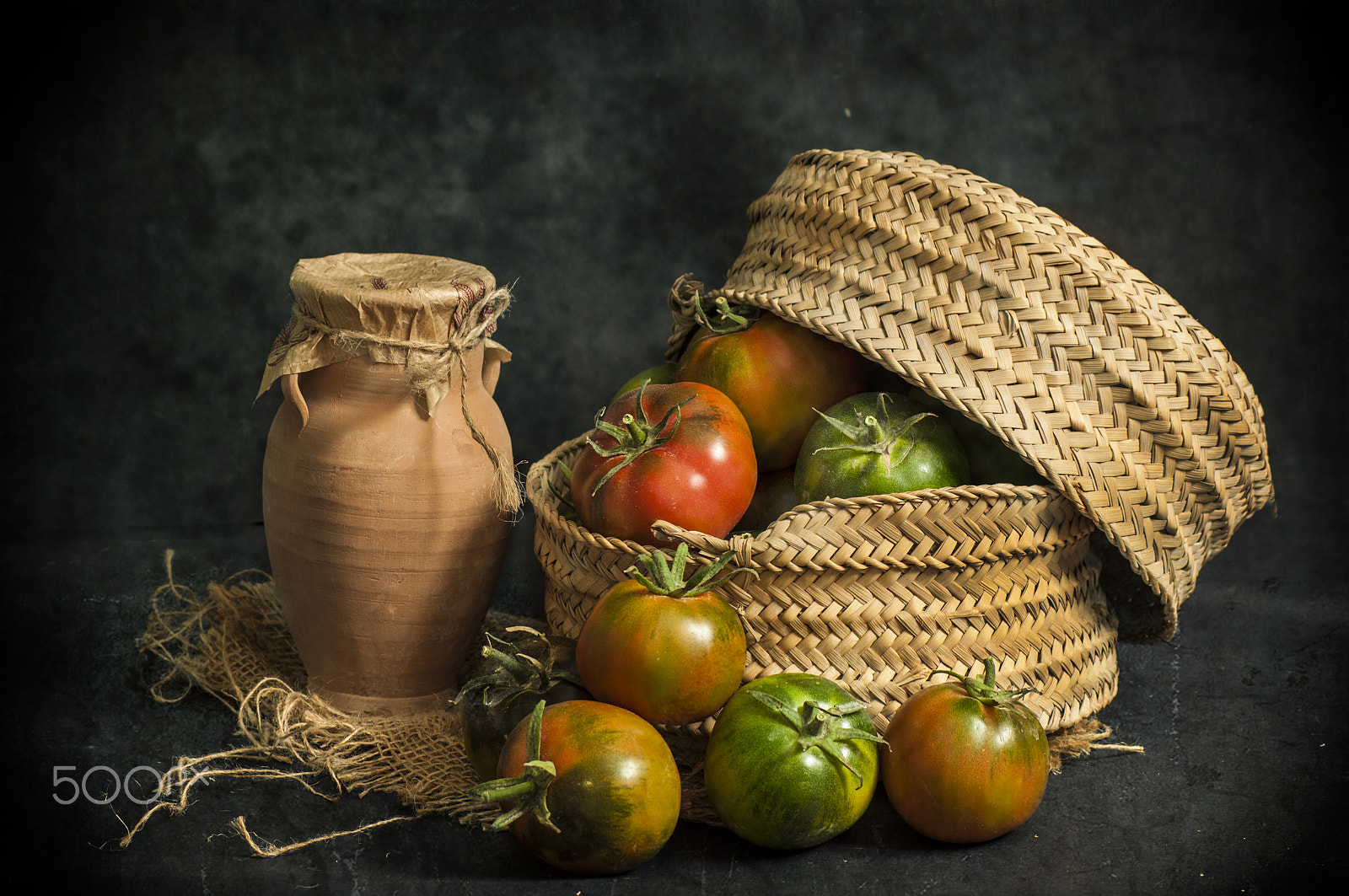 Nikon D5000 sample photo. Ramsi tomatoes photography