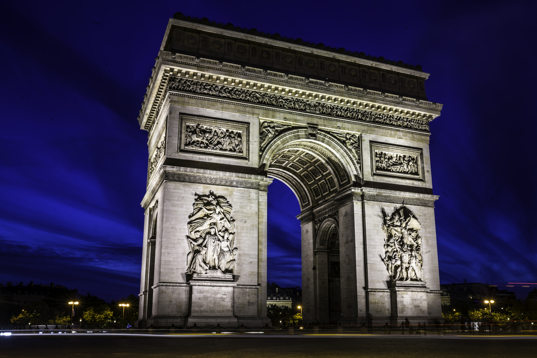 Sony a7R II + Canon EF 24-70mm F2.8L II USM sample photo. Arc de triomphe - paris france photography