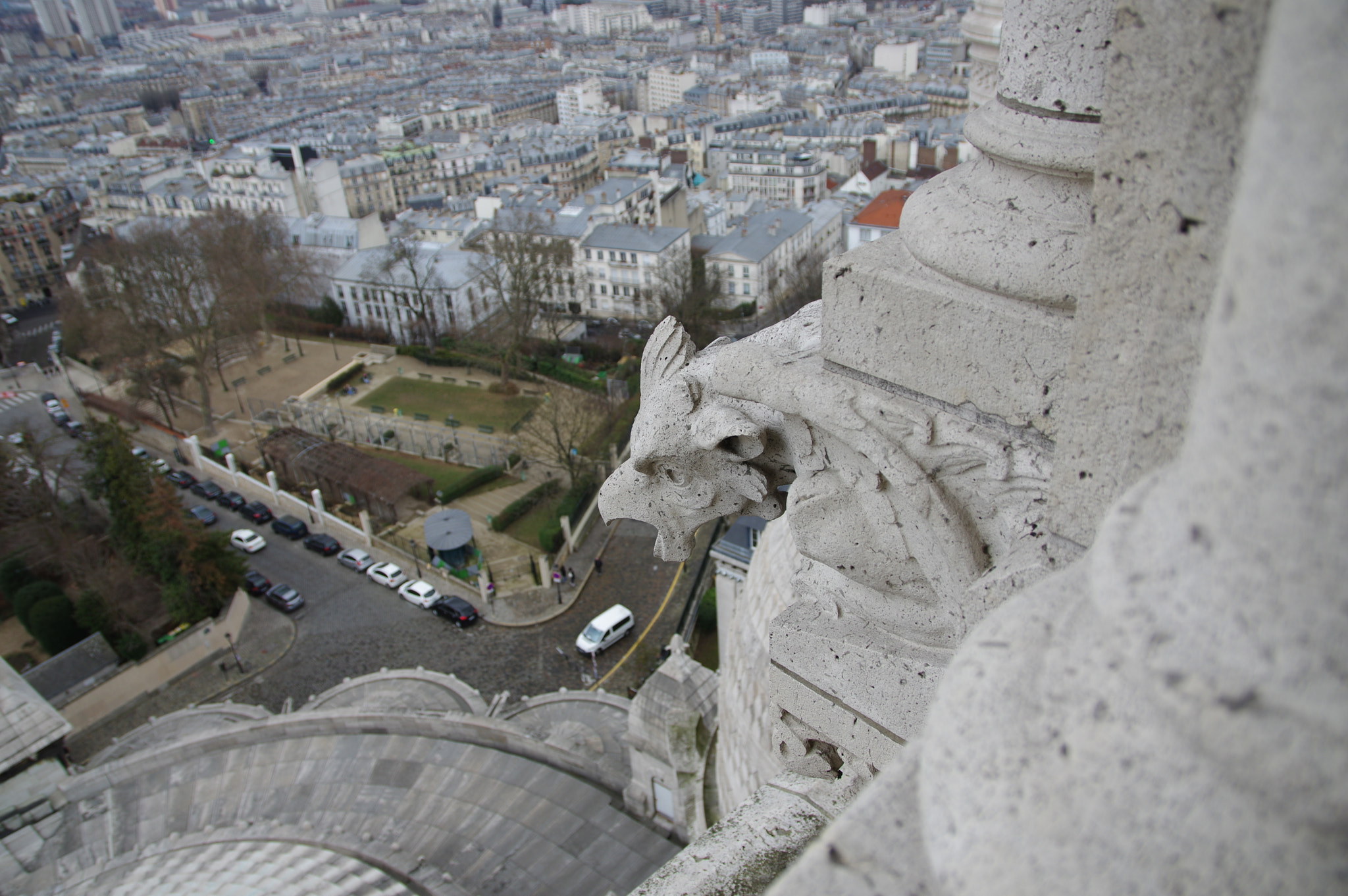 Pentax K-3 sample photo. Parisian gargoyle photography