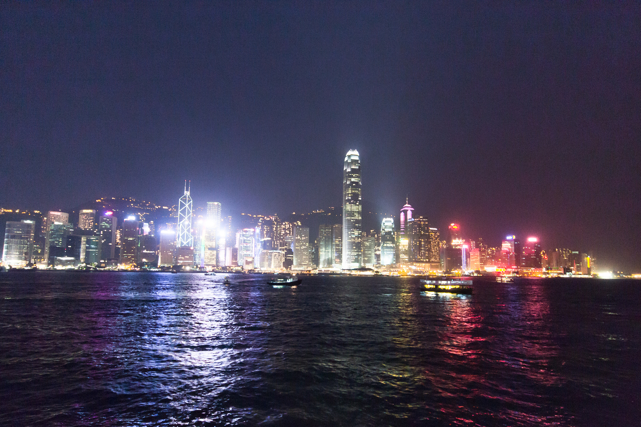 Sigma 10-20mm F4-5.6 EX DC HSM sample photo. Streets of hong kong photography