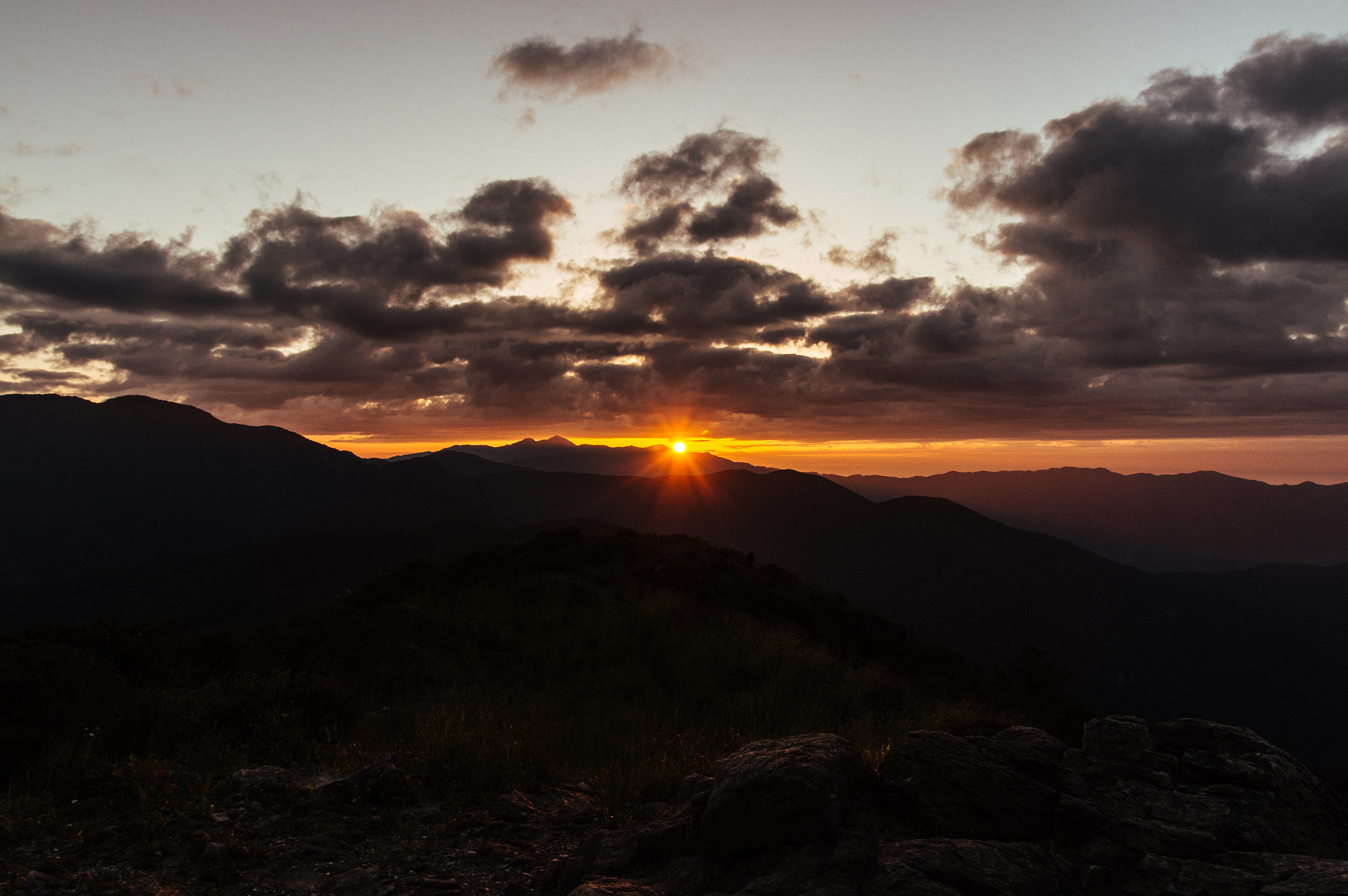 Sony SLT-A55 (SLT-A55V) sample photo. Sunrise photography