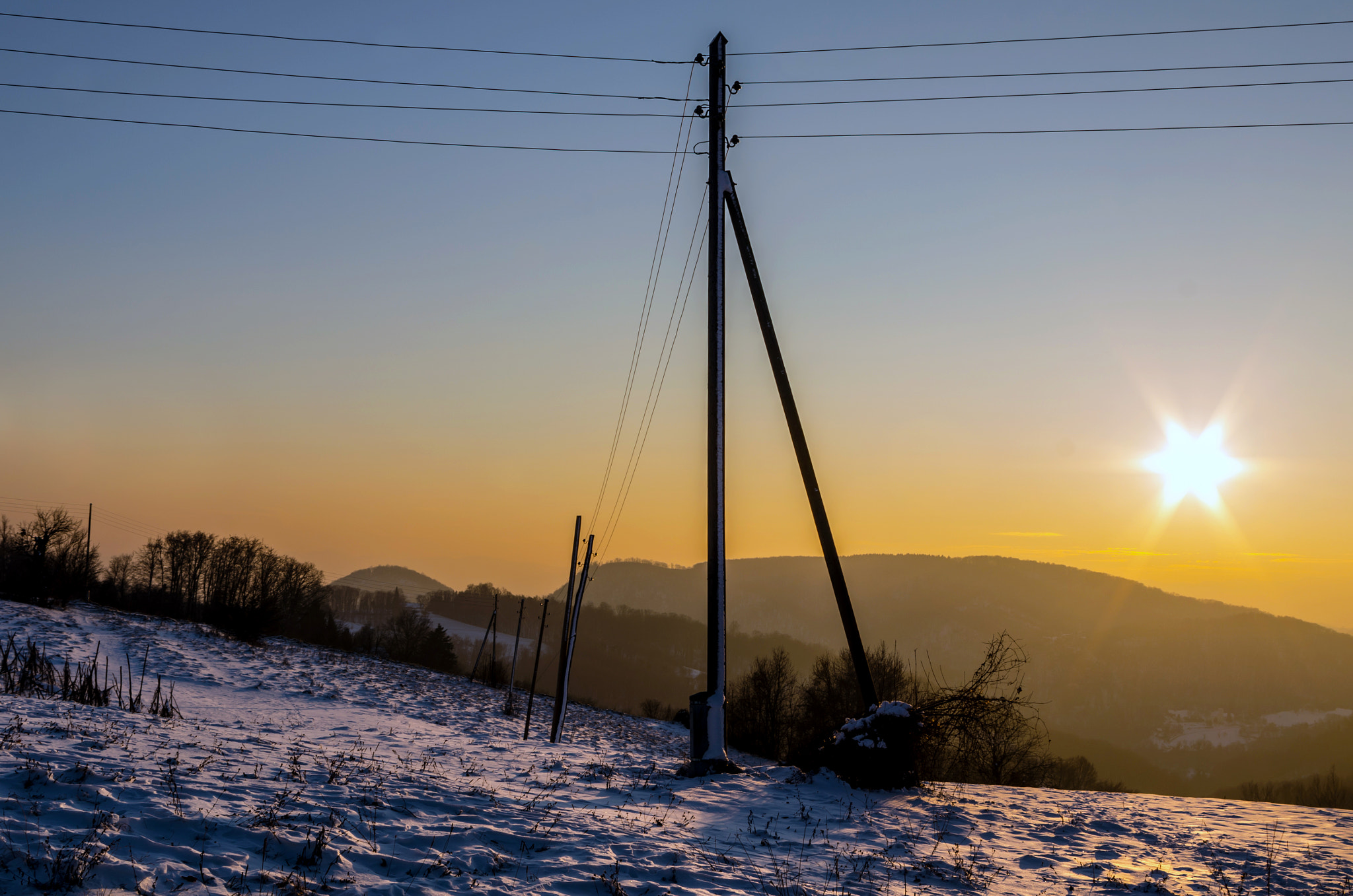 Pentax smc DA 18-55mm F3.5-5.6 AL WR sample photo. Icy sunset photography