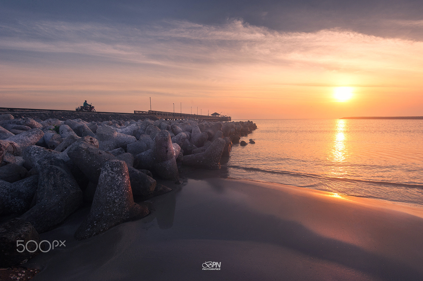 Nikon AF-S Nikkor 16-35mm F4G ED VR sample photo. Start a new day. photography