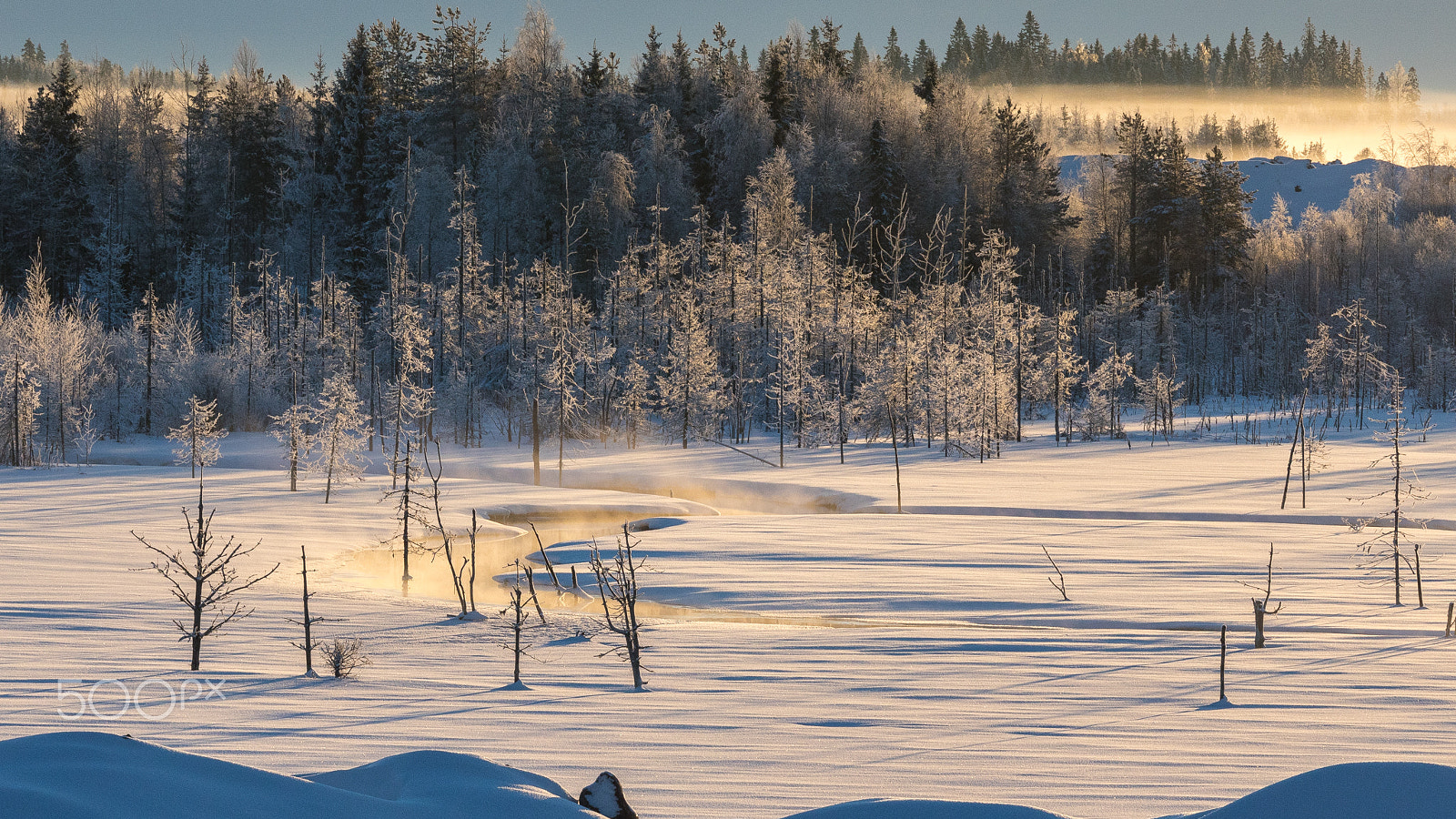Canon EF 70-200mm F4L IS USM sample photo. Fog over river photography