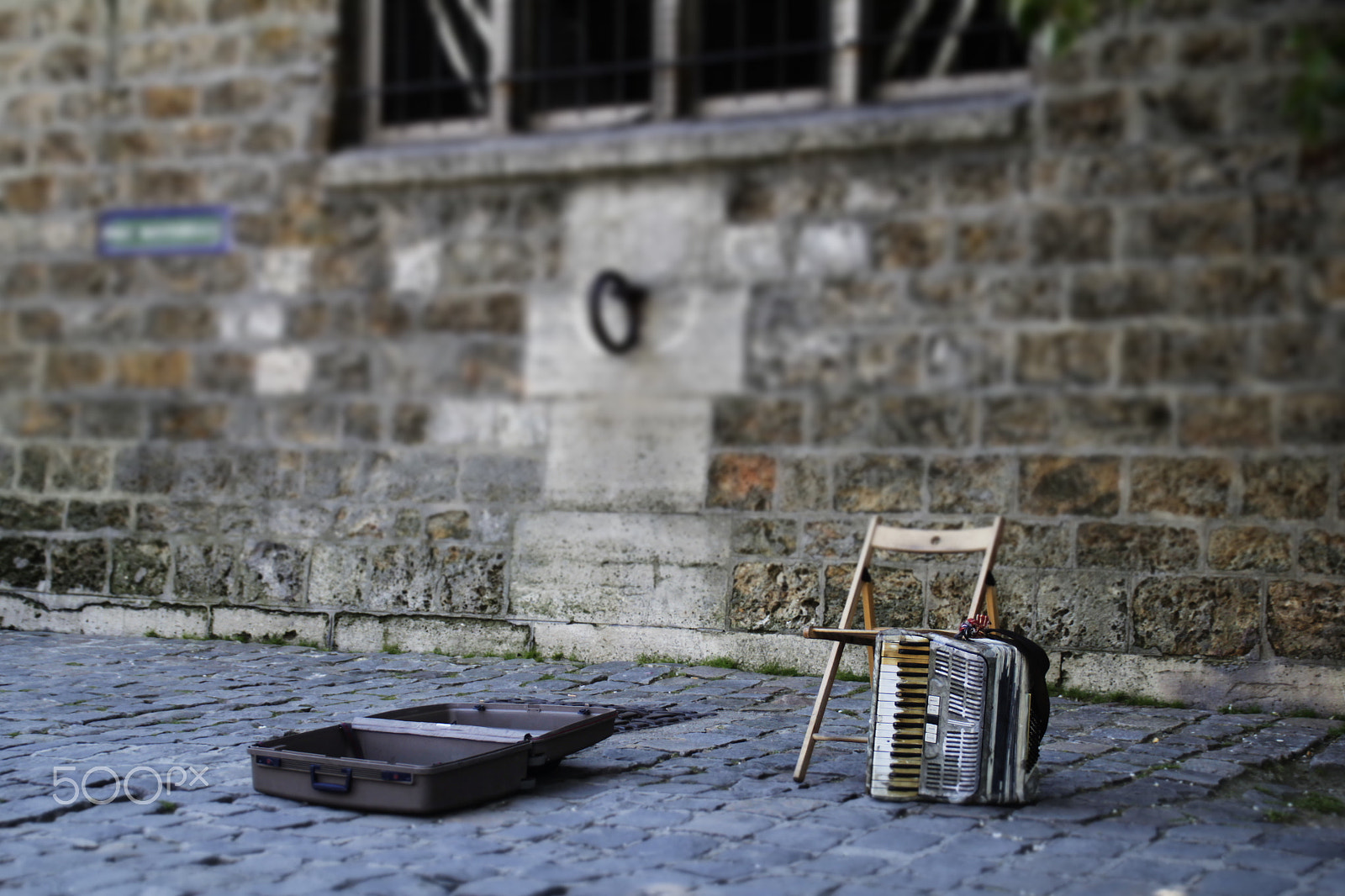 Canon EOS 60D sample photo. Busker break photography