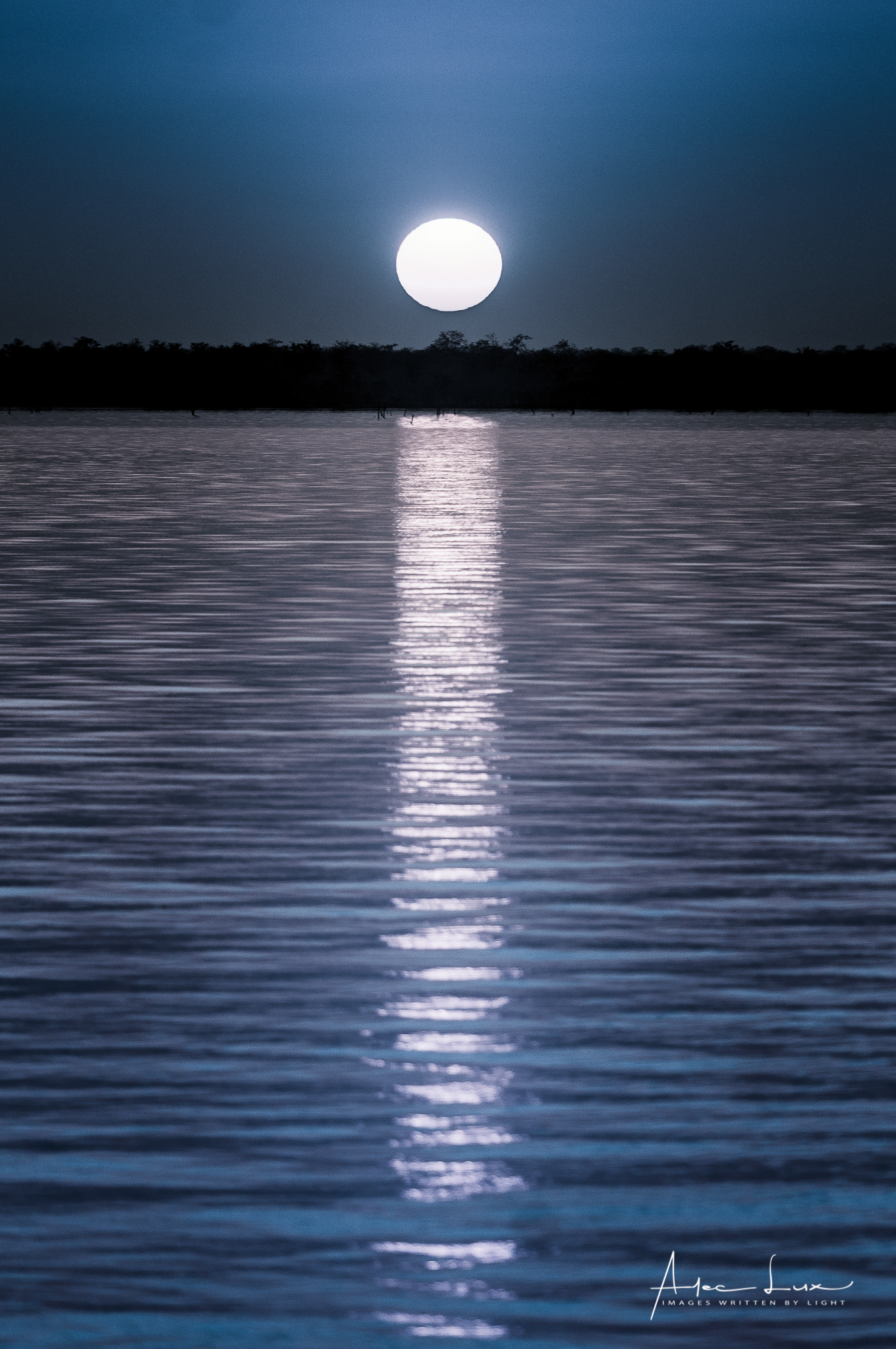 Nikon AF-S Nikkor 70-200mm F2.8G ED VR II sample photo. Kariba moonrise photography