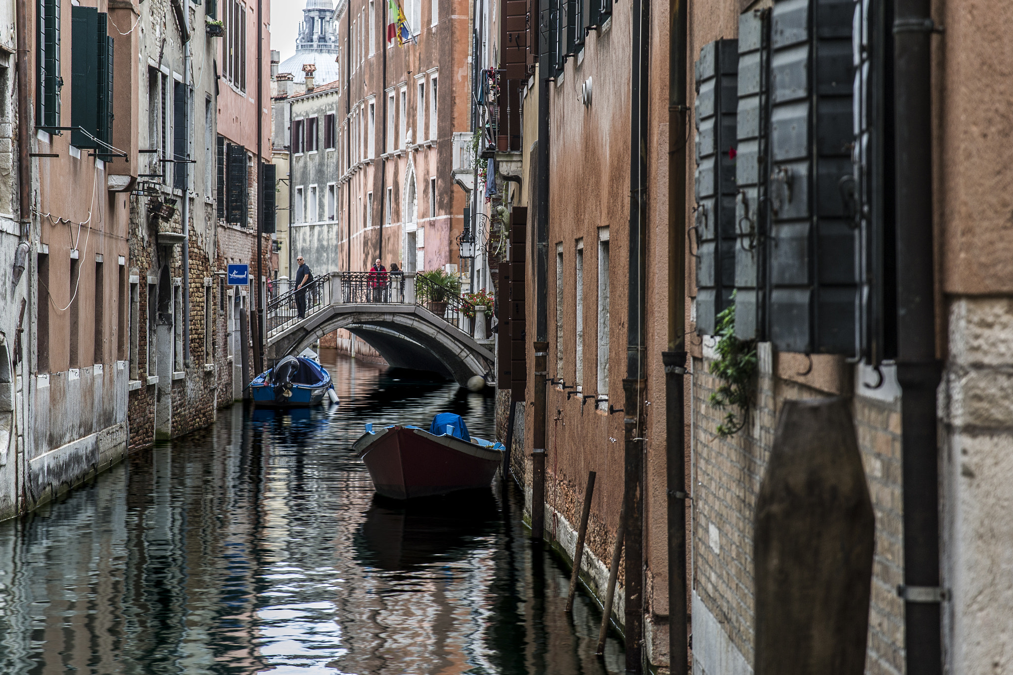 Sigma 17-70mm F2.8-4 DC Macro OS HSM | C sample photo. Venice photography