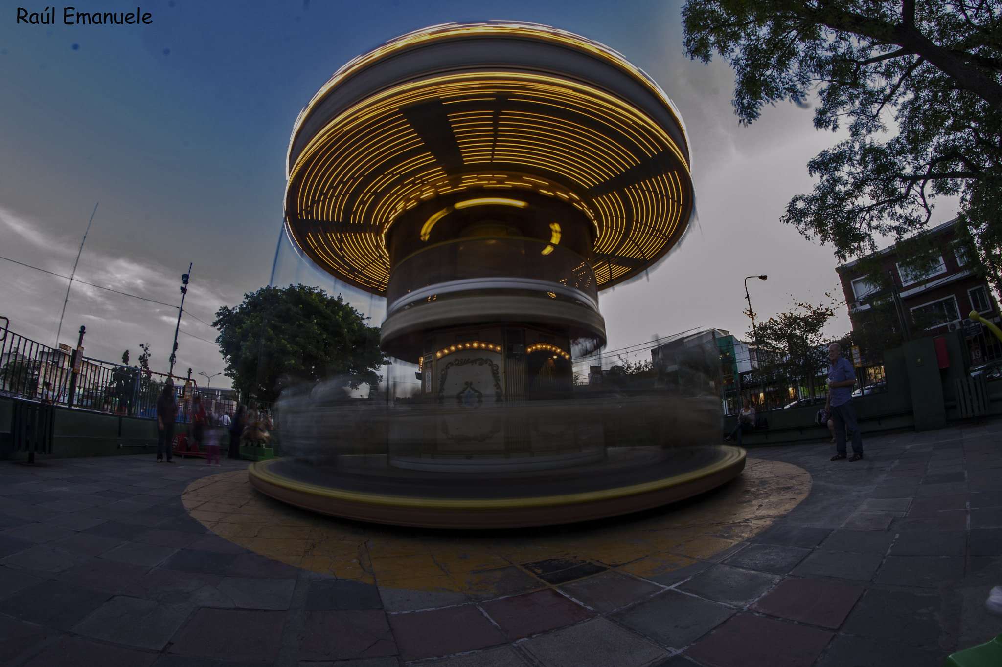 Samyang 8mm F3.5 Aspherical IF MC Fisheye sample photo. Carrousel photography