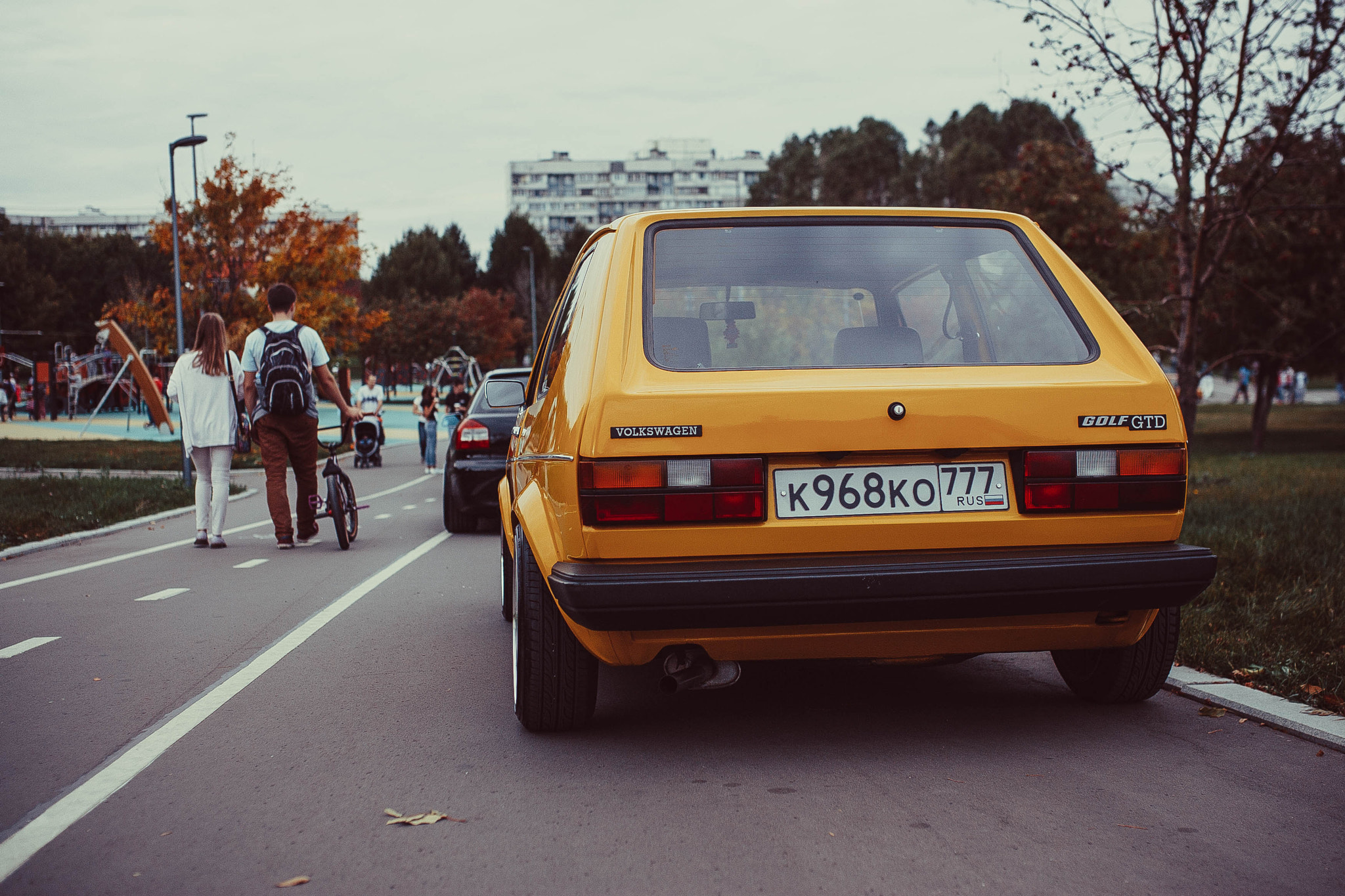 Canon EOS-1D Mark II sample photo. Vw golf 1st gen photography
