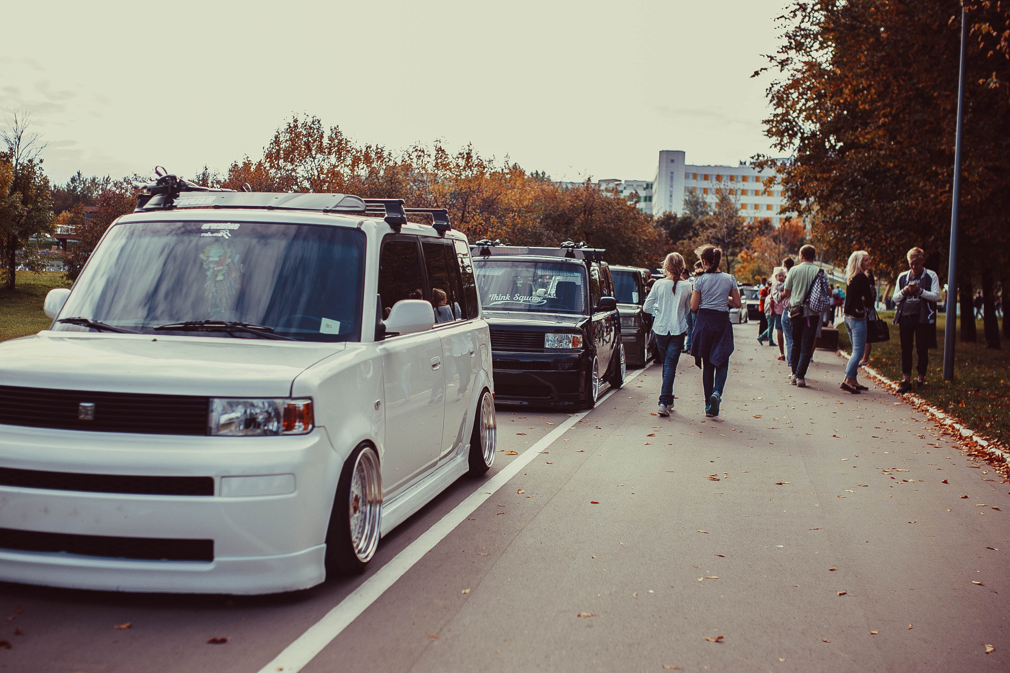Canon EOS-1D Mark II sample photo. Toyota bb photography