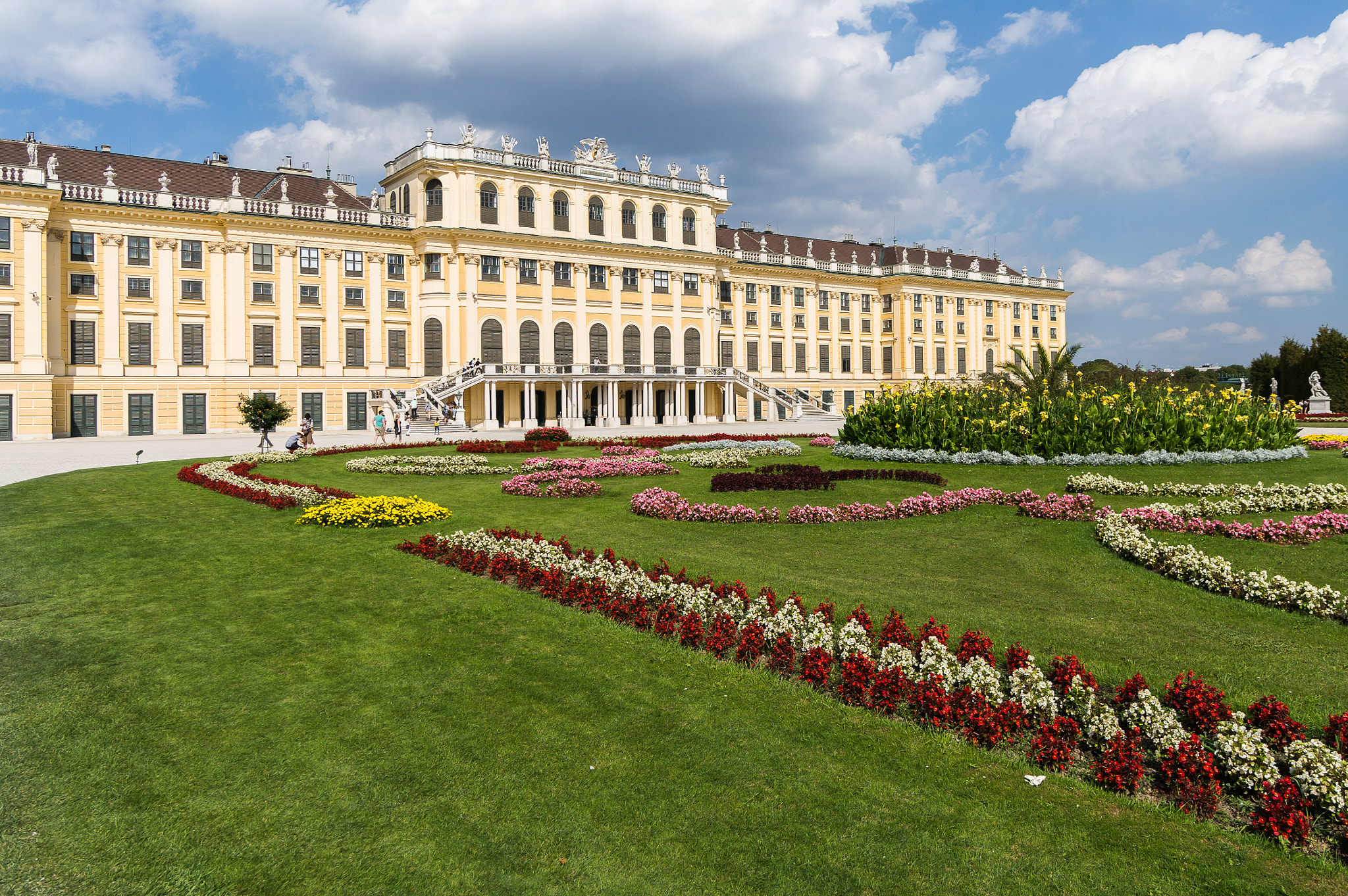 Sony Alpha NEX-6 sample photo. Schloss schönbrunn photography