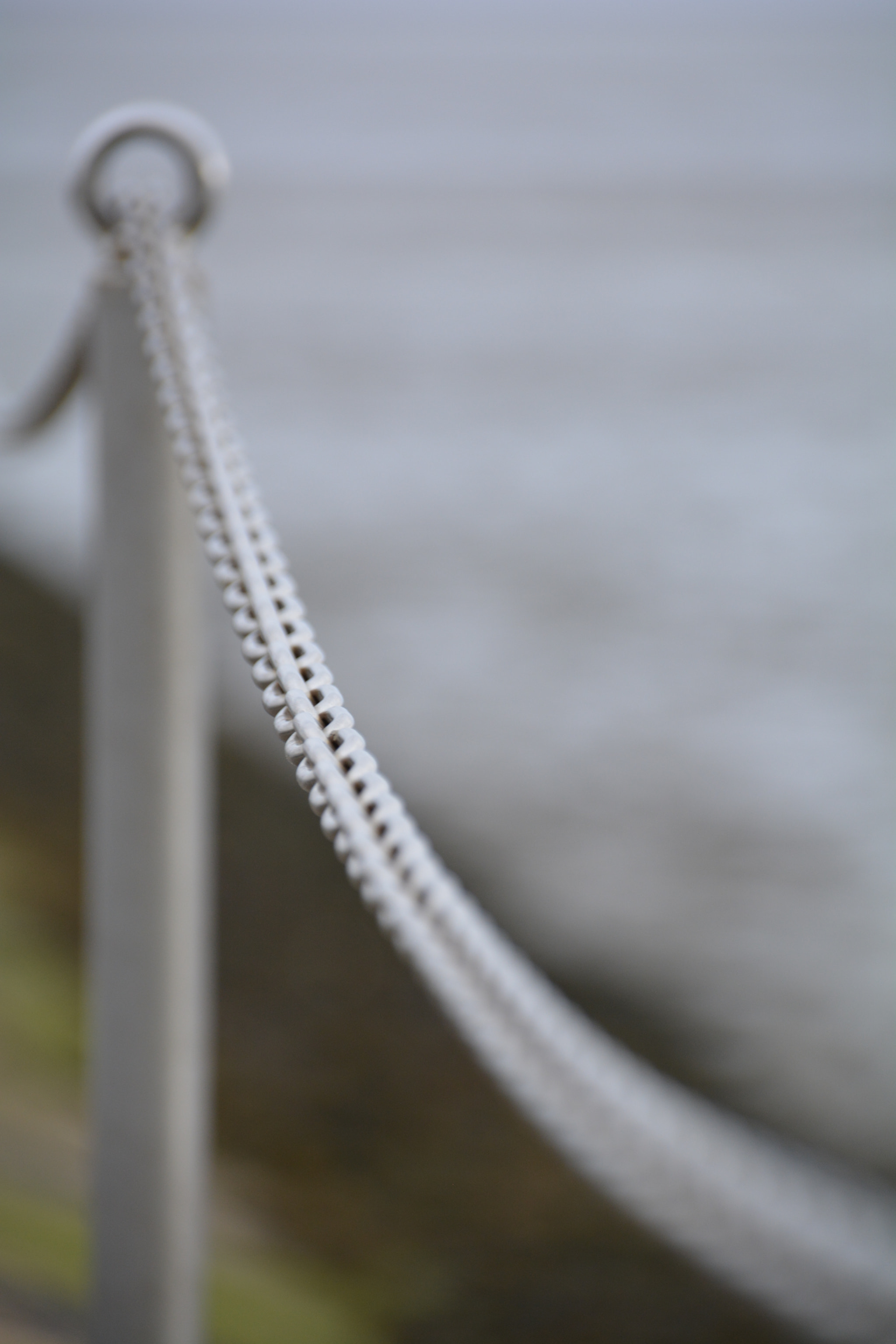 Sigma 18-250mm F3.5-6.3 DC Macro OS HSM sample photo. Fence photography